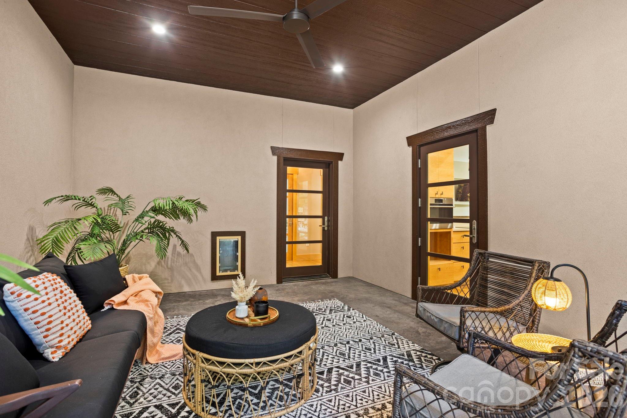 36 Ravenwood Drive Property Photo 17