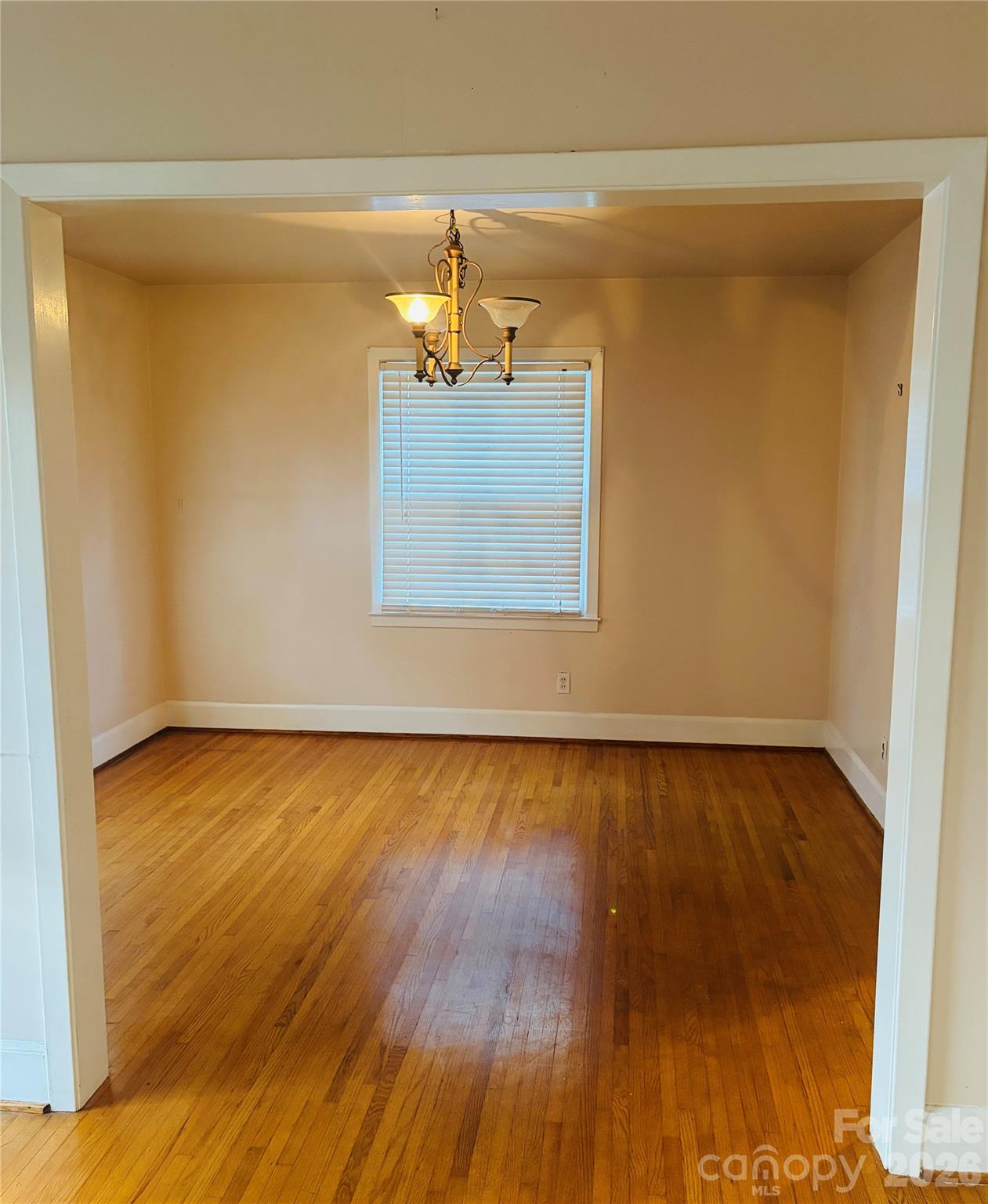 332 Fannie Circle Property Photo 4