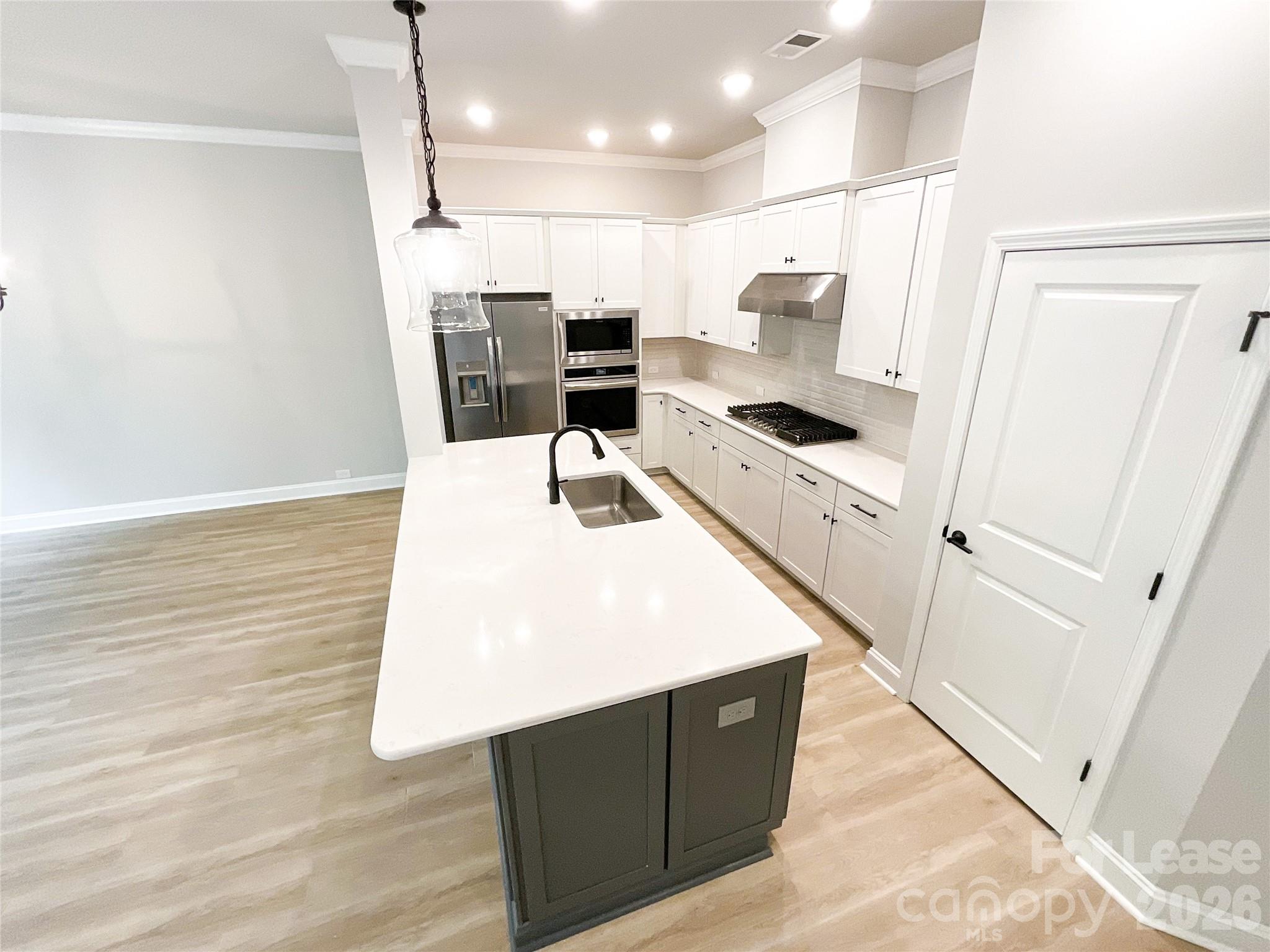 8229 Houser Street Property Photo 11