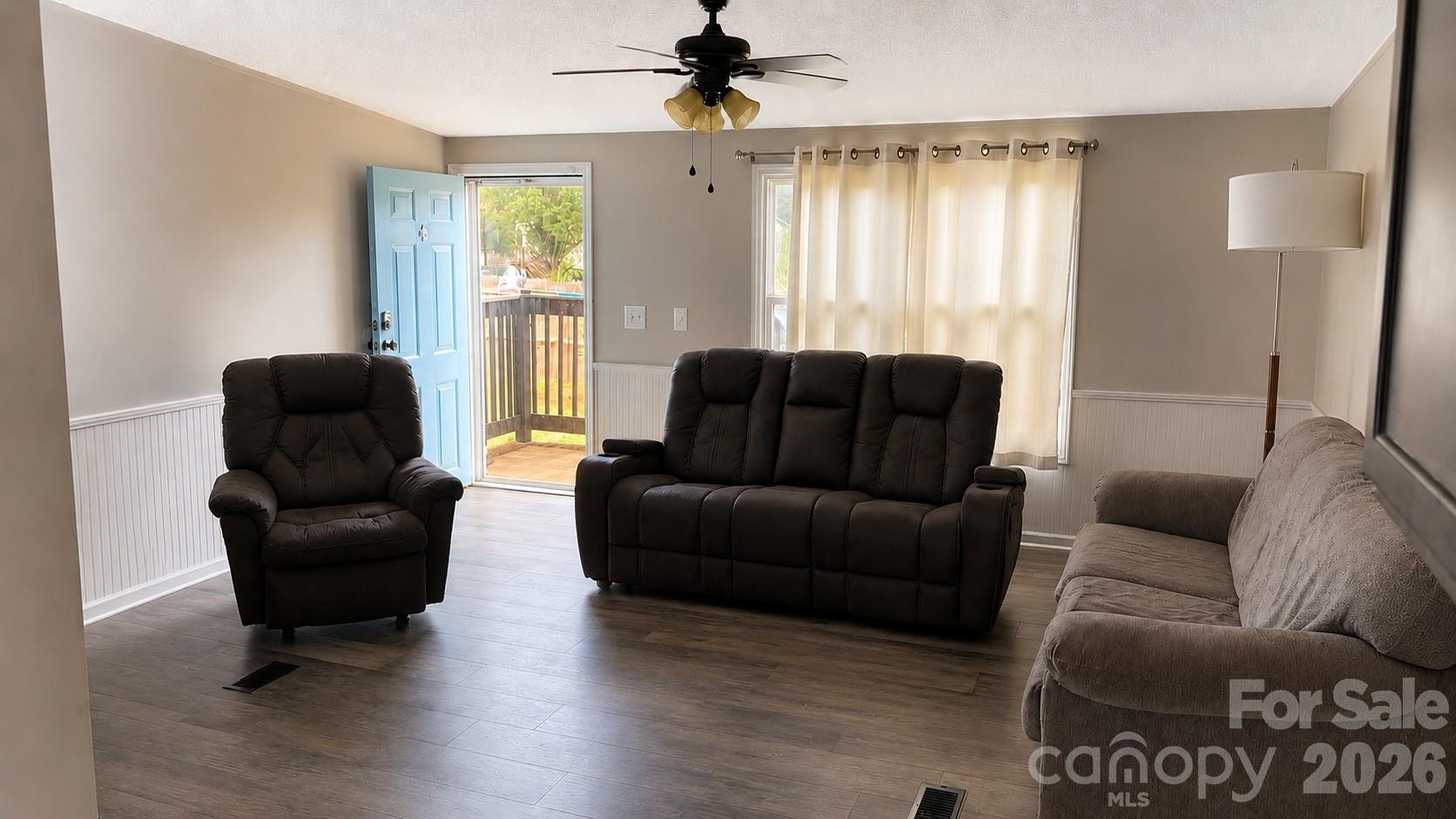 1868 Ellick Drive Property Photo 10