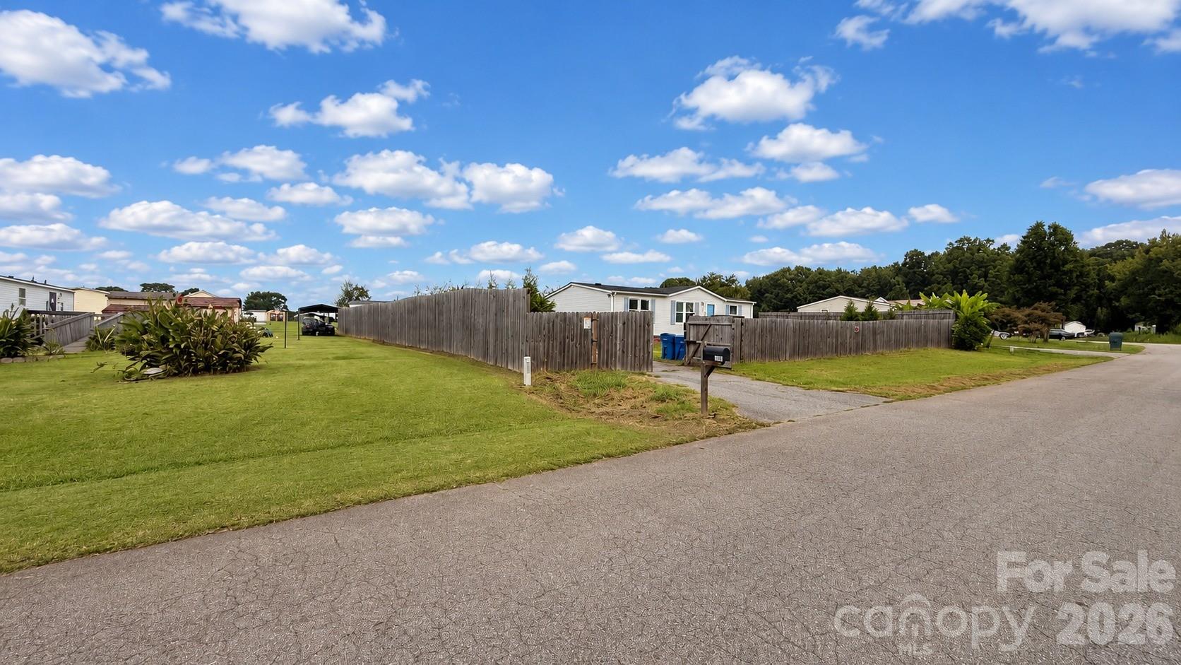 1868 Ellick Drive Property Photo 24