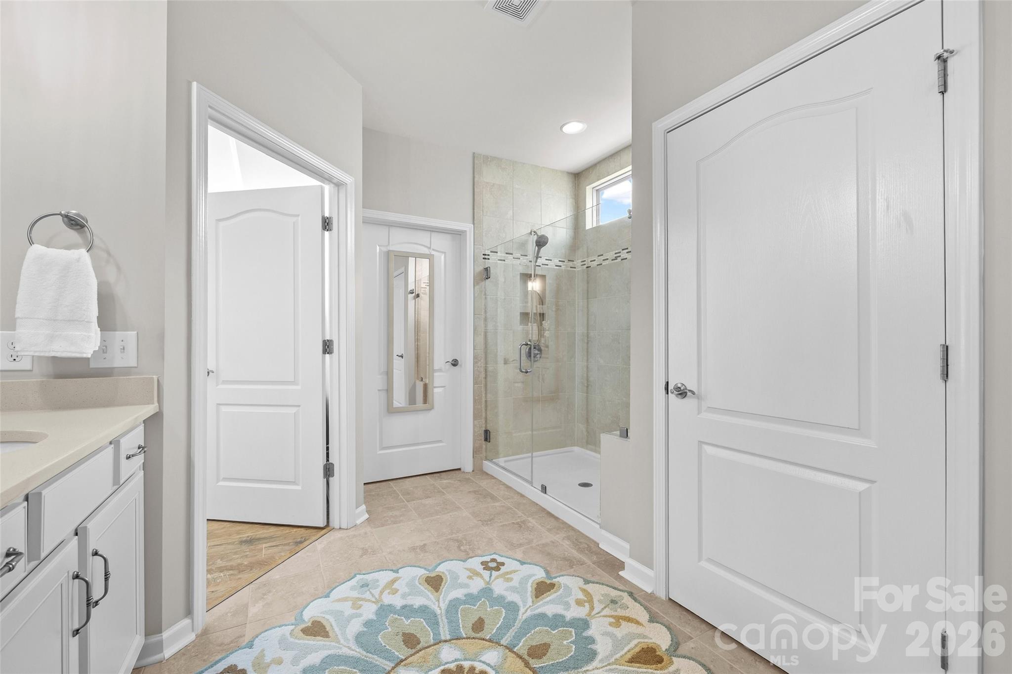738 Peach Valley Lane Property Photo 20