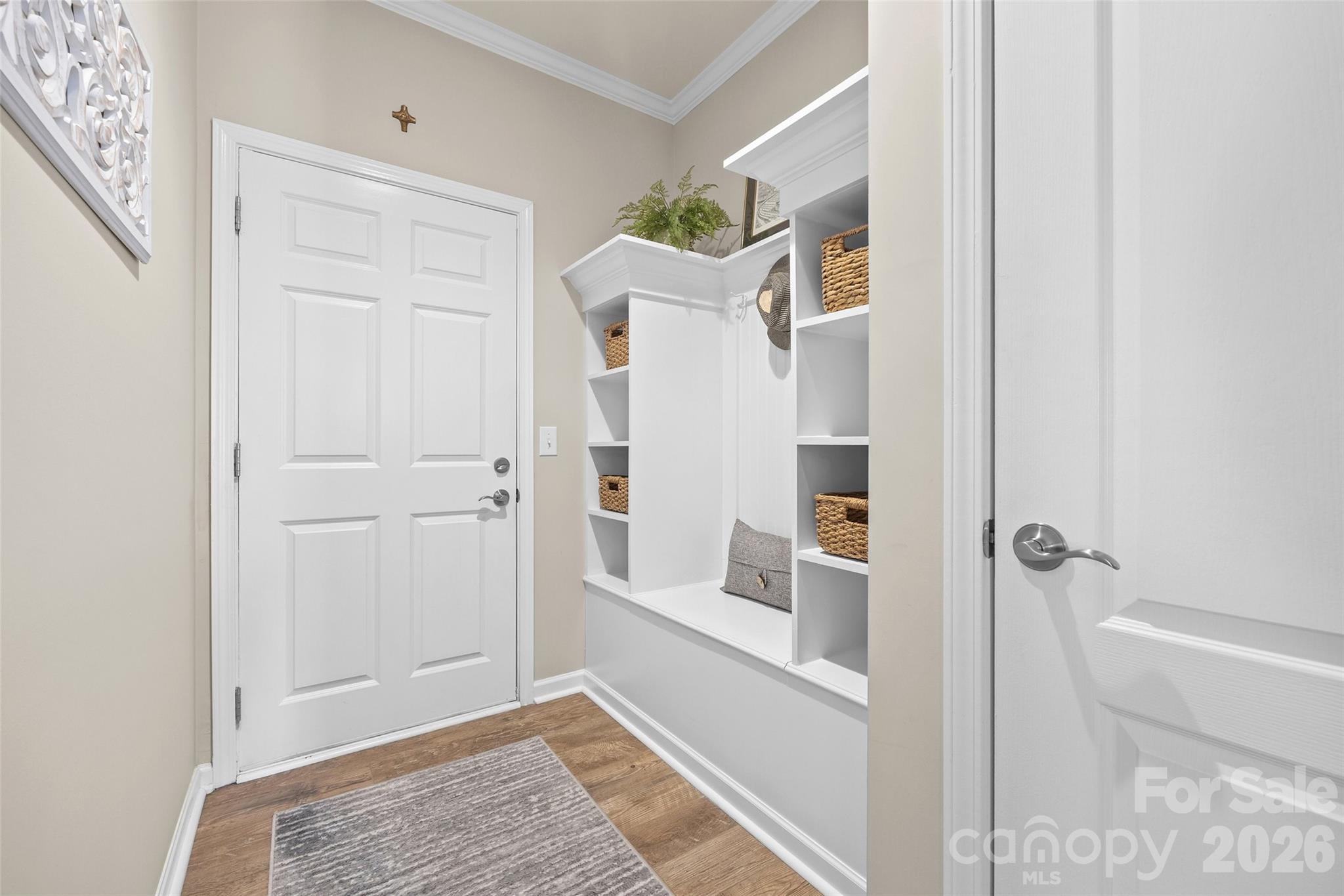 738 Peach Valley Lane Property Photo 24
