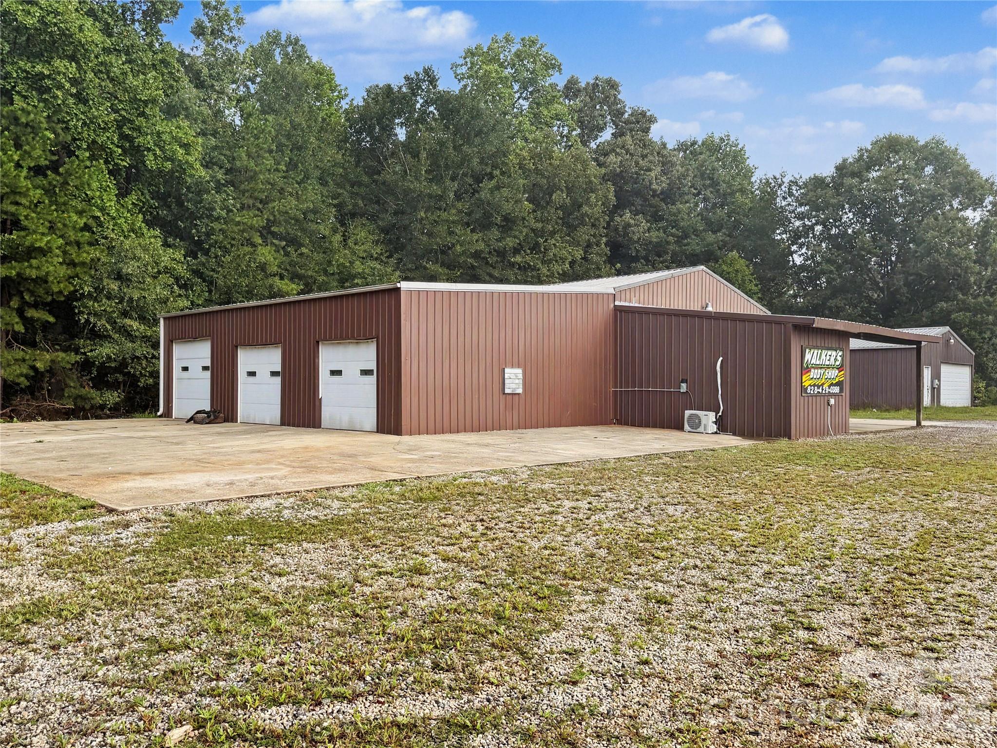 2330 Oakland Road Property Photo 19