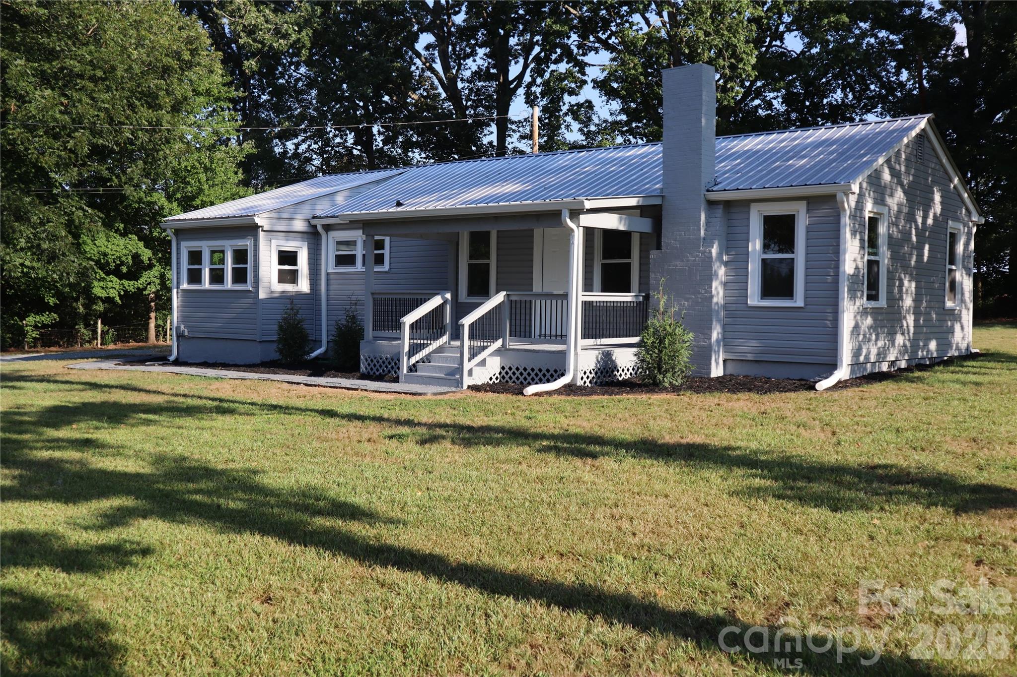 1356 Eastside Avenue Property Photo 1