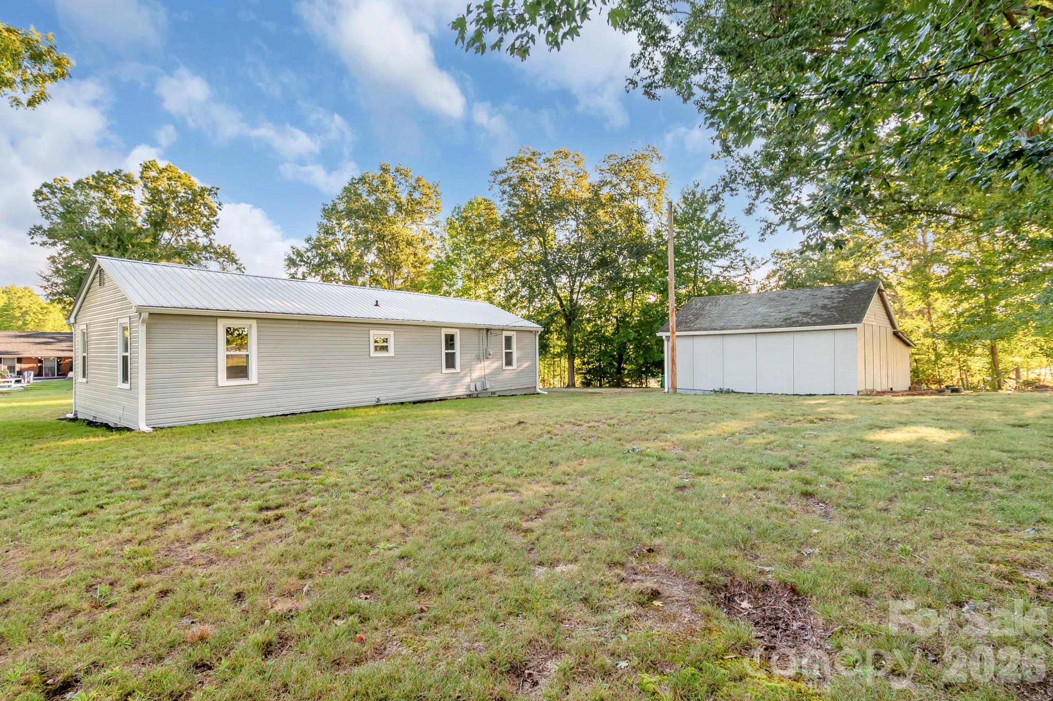 1356 Eastside Avenue Property Photo 5