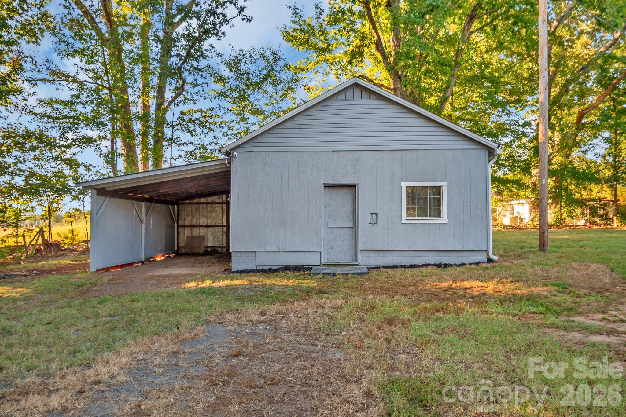 1356 Eastside Avenue Property Photo 7