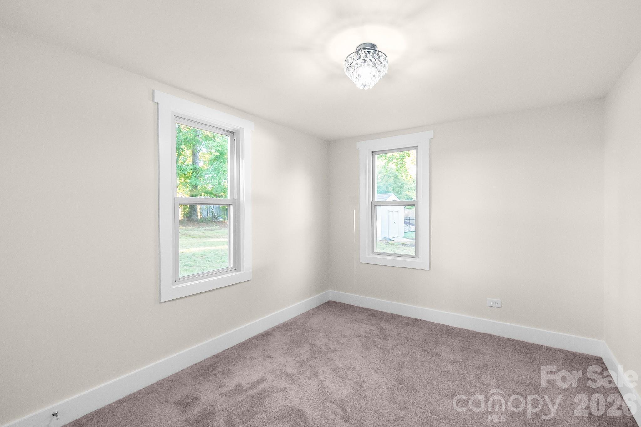 1356 Eastside Avenue Property Photo 10
