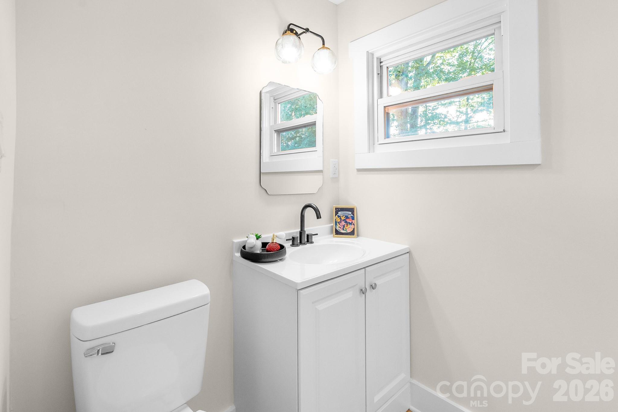 1356 Eastside Avenue Property Photo 11