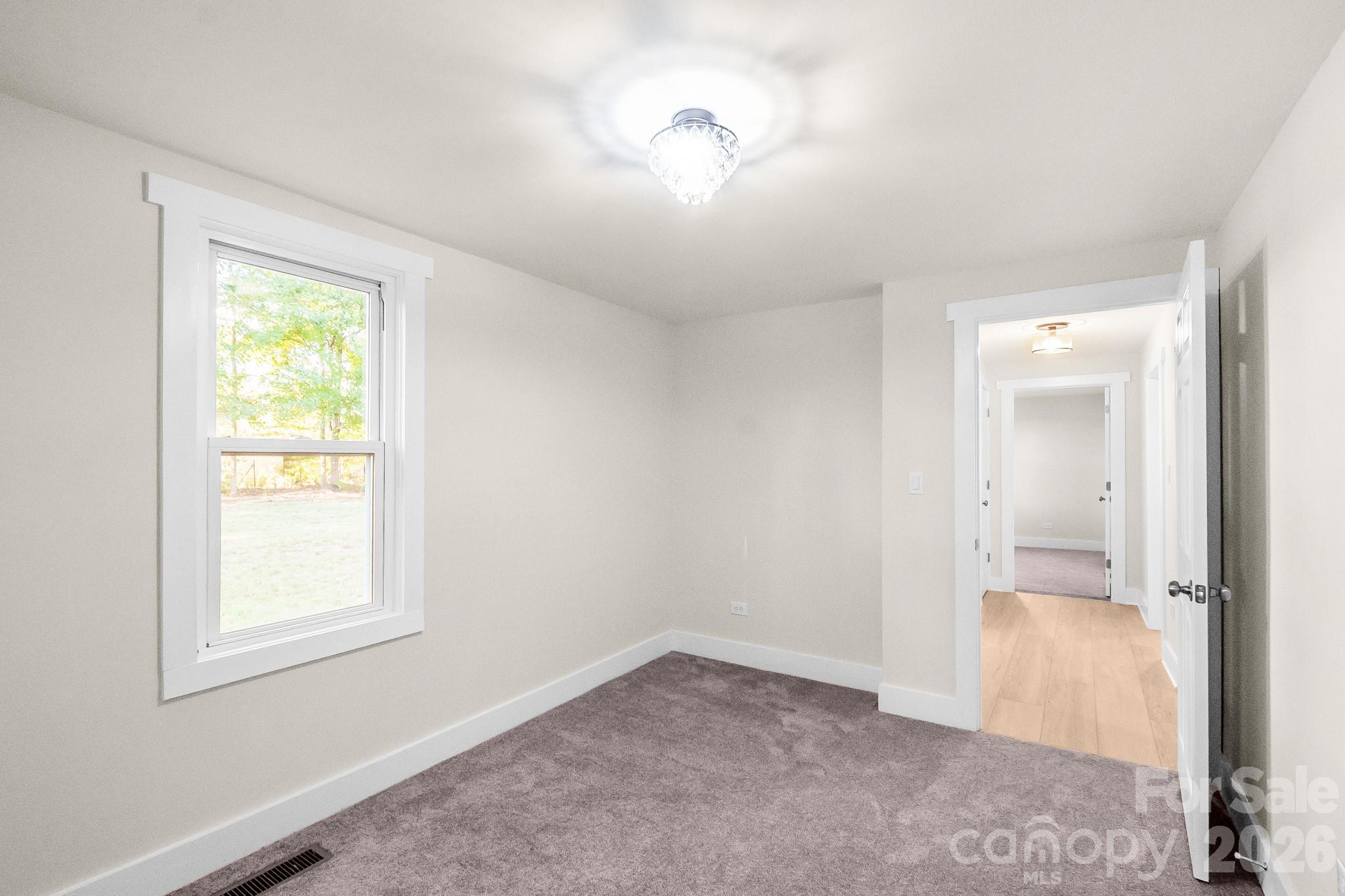 1356 Eastside Avenue Property Photo 15