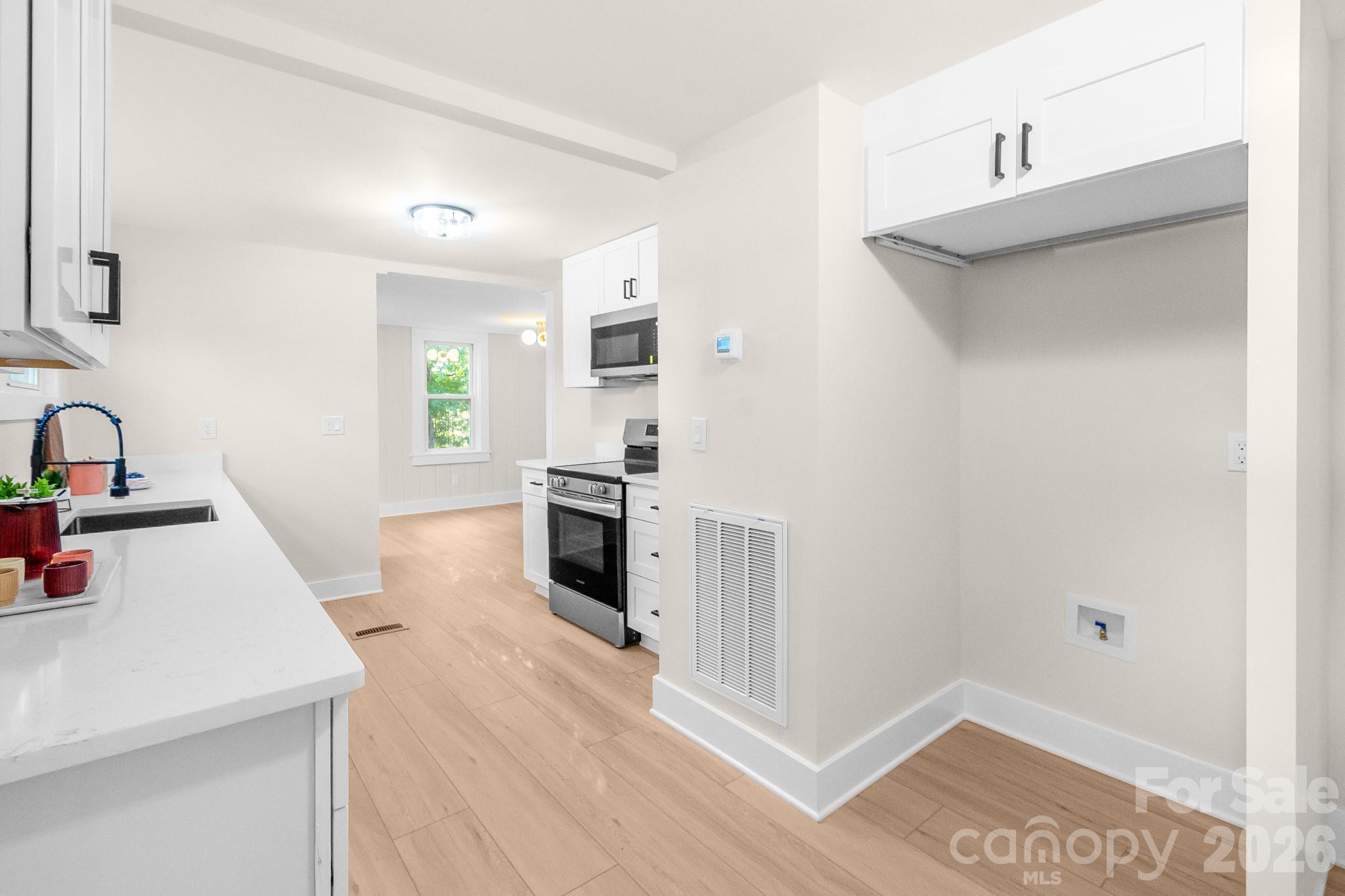 1356 Eastside Avenue Property Photo 16
