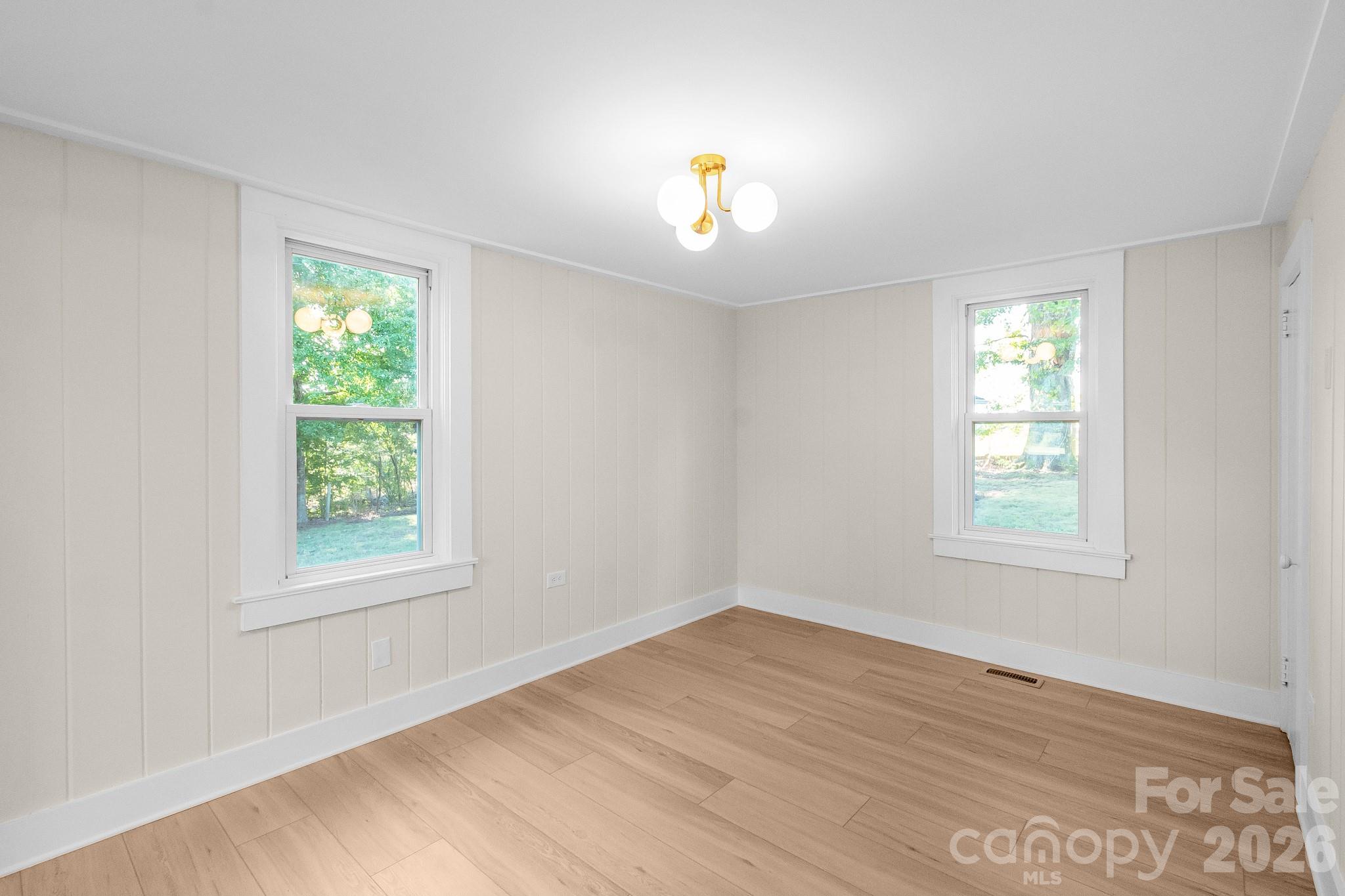 1356 Eastside Avenue Property Photo 21