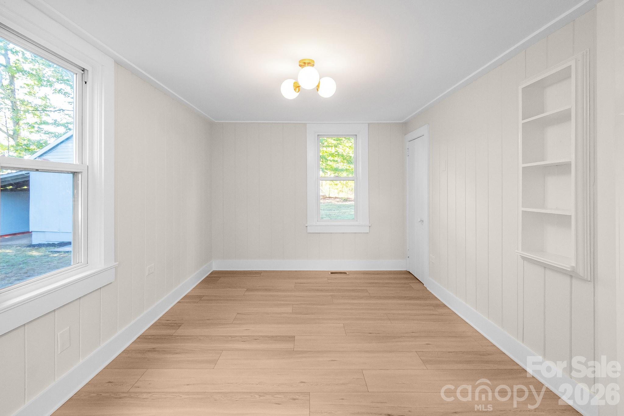 1356 Eastside Avenue Property Photo 22