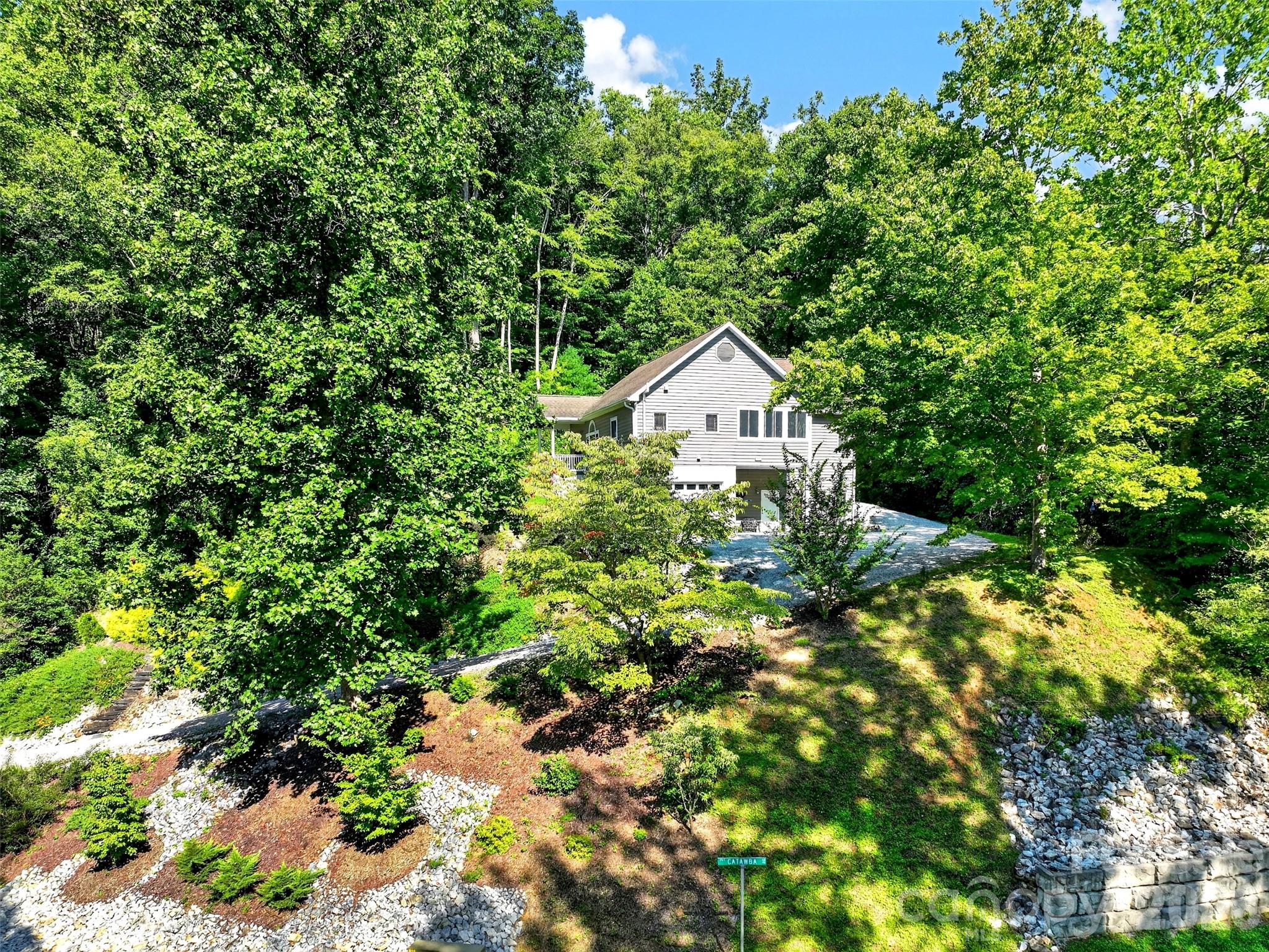 767 Hunnicut Mountain Road Property Photo 5