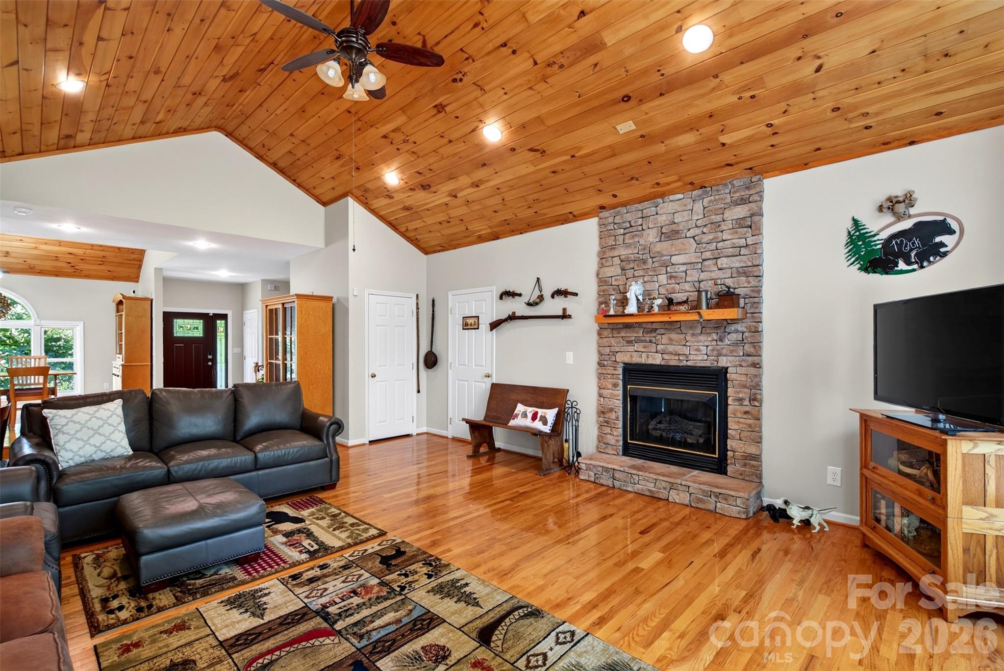 767 Hunnicut Mountain Road Property Photo 13
