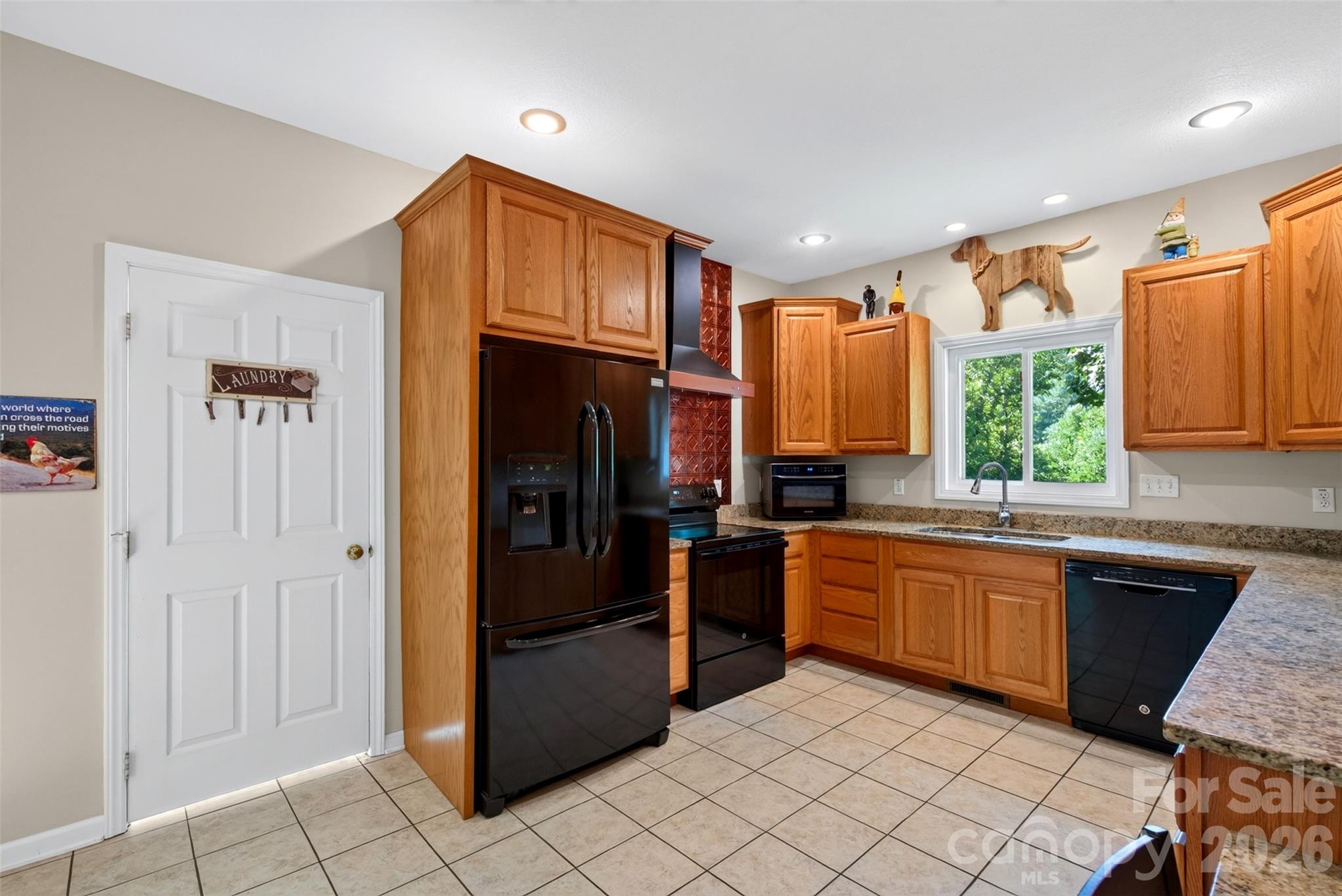 767 Hunnicut Mountain Road Property Photo 20
