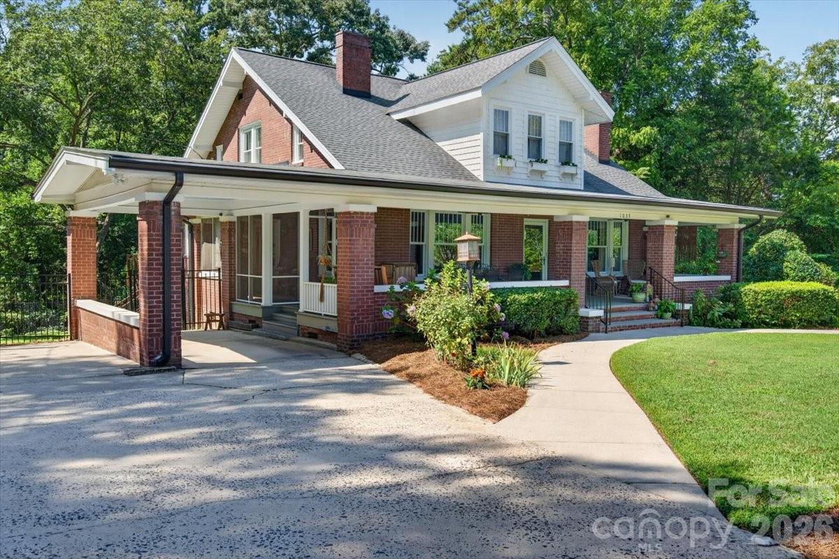 1035 S Belvedere Avenue Property Photo 1