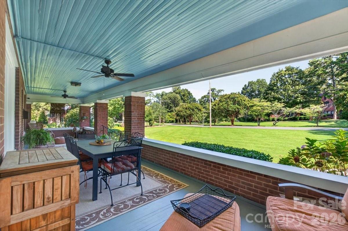1035 S Belvedere Avenue Property Photo 6
