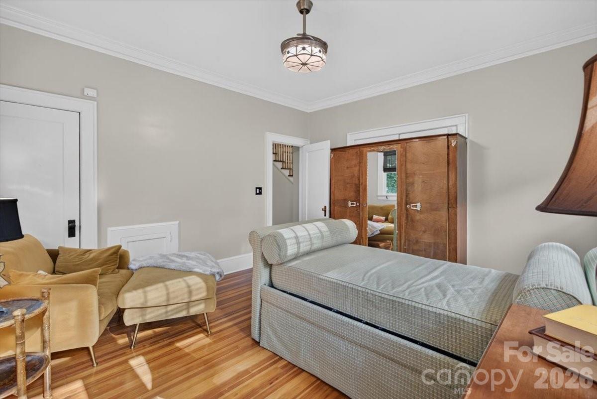 1035 S Belvedere Avenue Property Photo 28