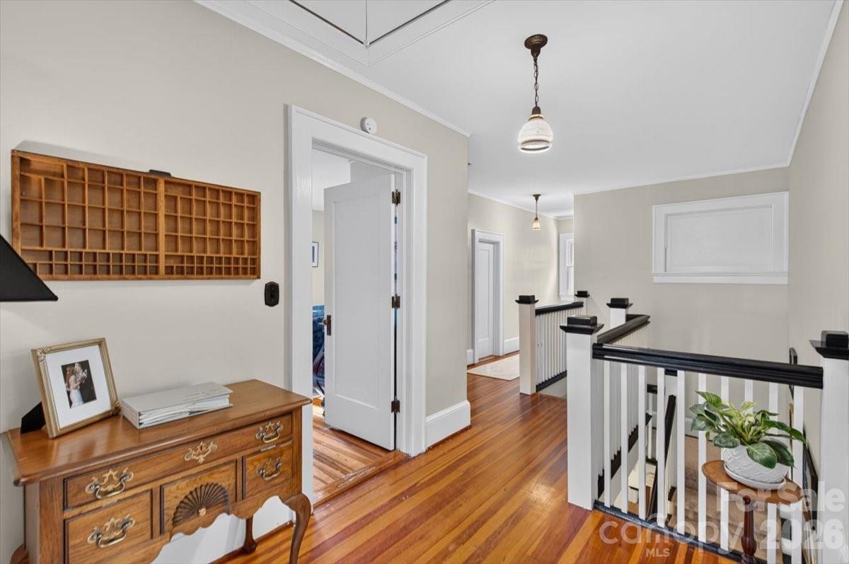 1035 S Belvedere Avenue Property Photo 29