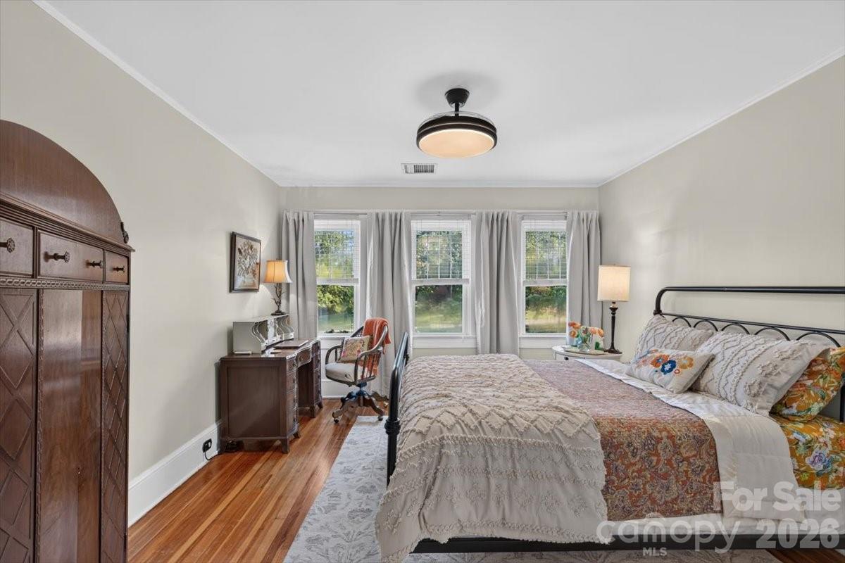 1035 S Belvedere Avenue Property Photo 37