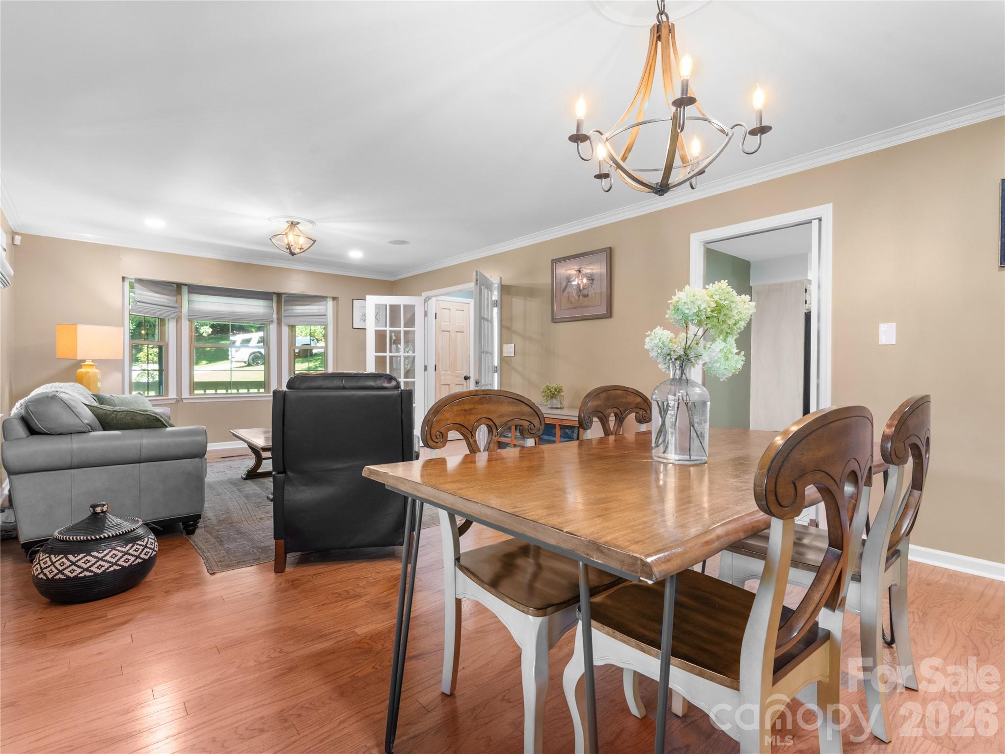 121 Churchill Downs Drive Property Photo 14