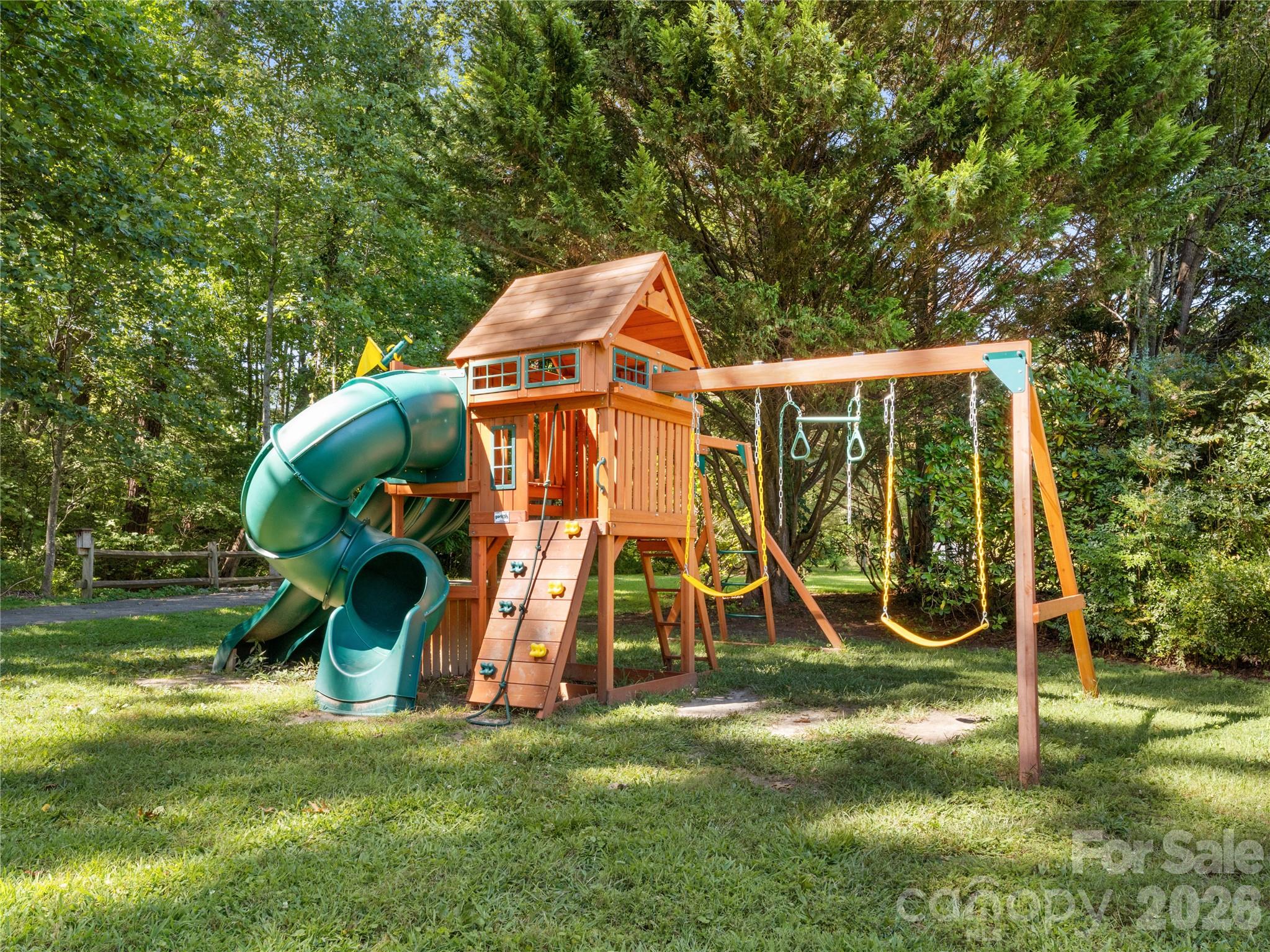 121 Churchill Downs Drive Property Photo 35