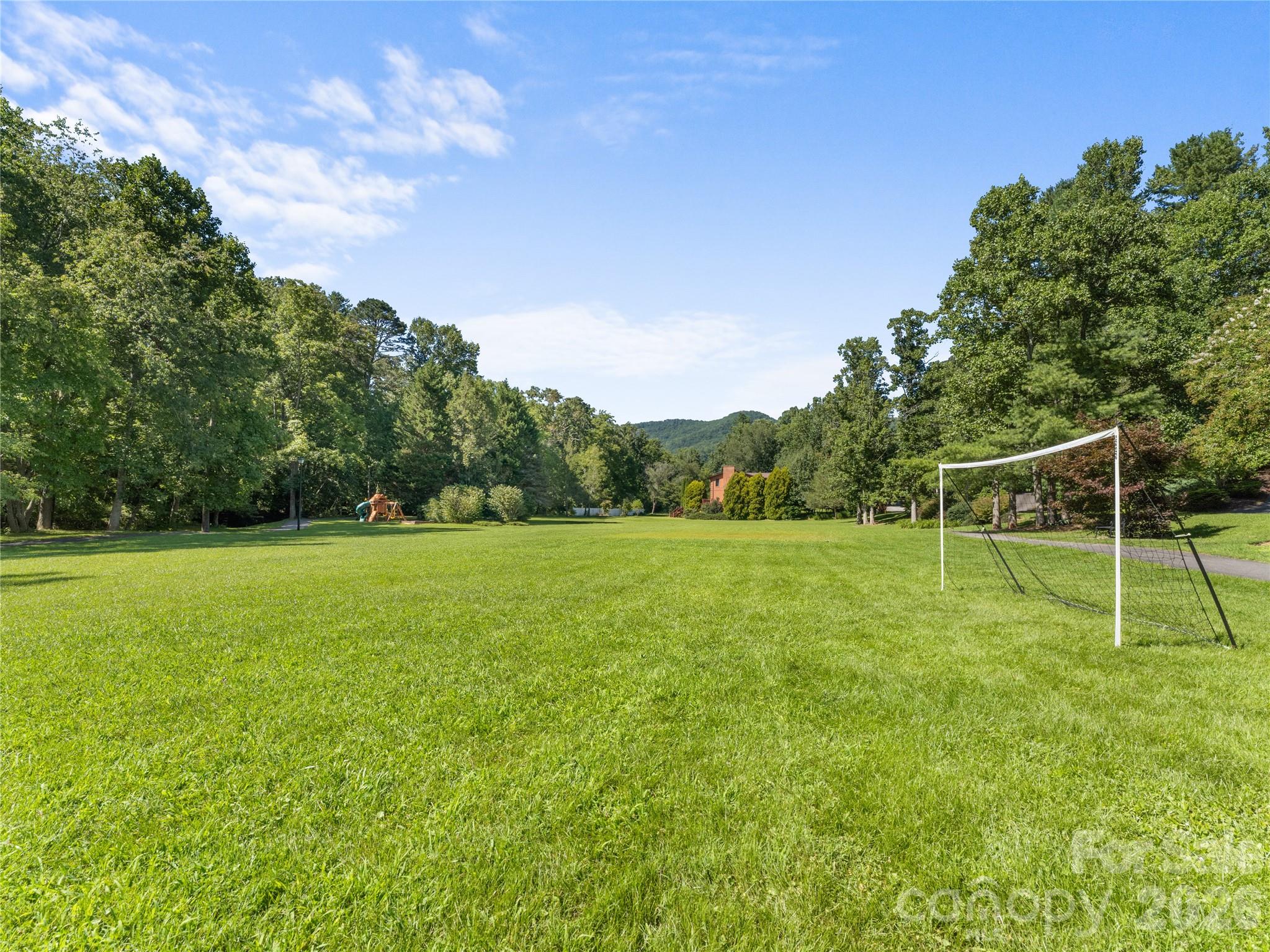 121 Churchill Downs Drive Property Photo 37