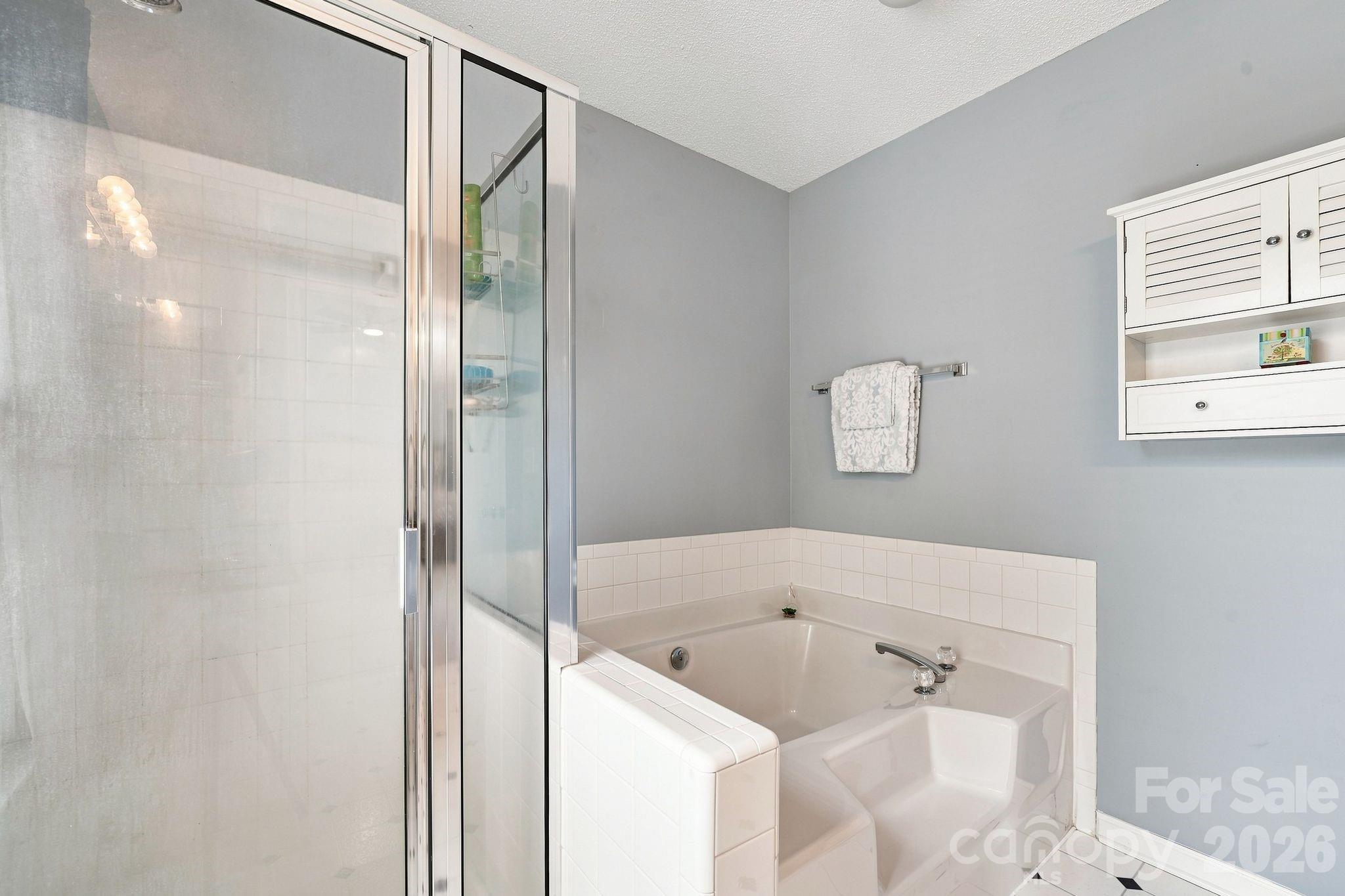 104 Oak Grove Court Property Photo 24