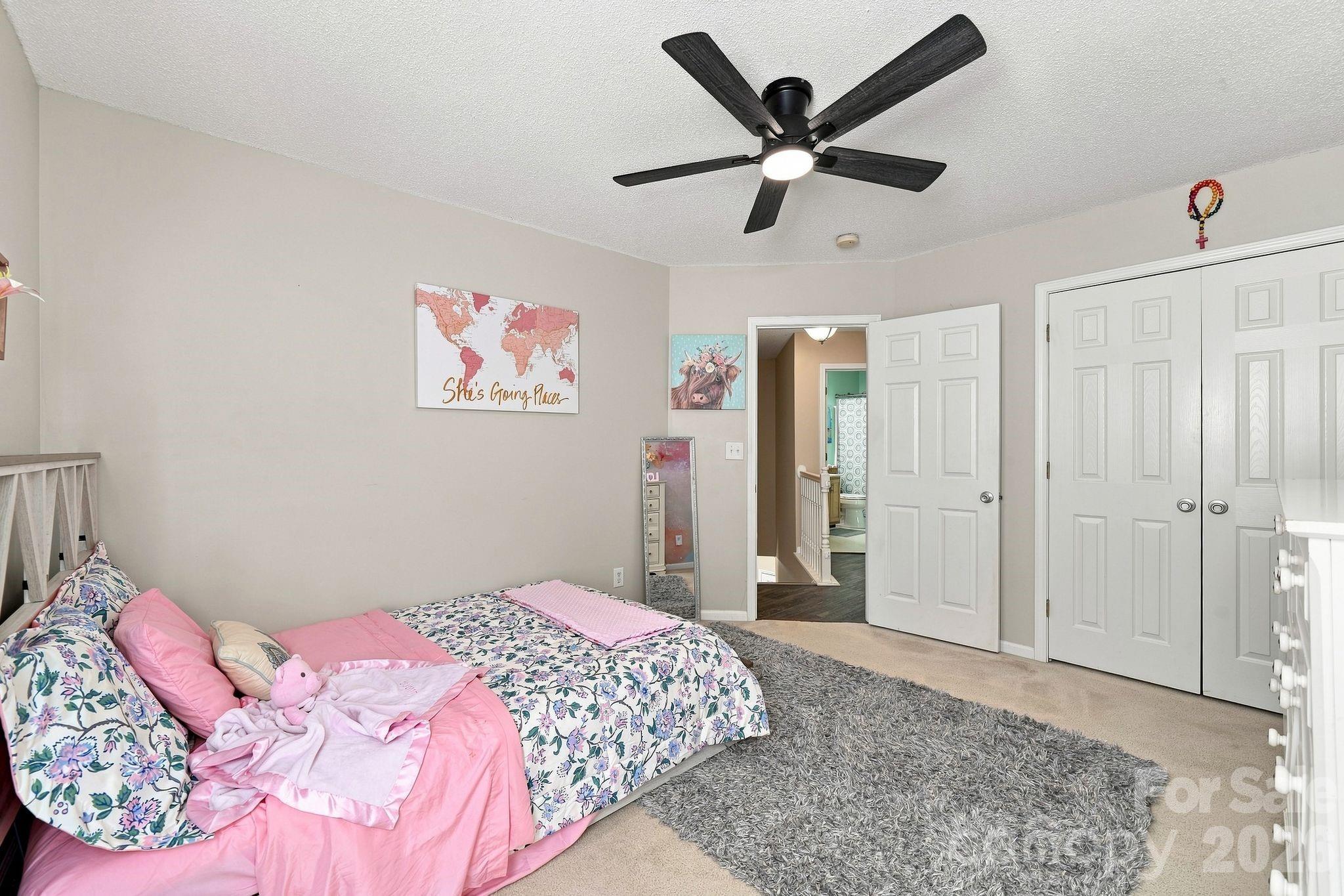 104 Oak Grove Court Property Photo 27