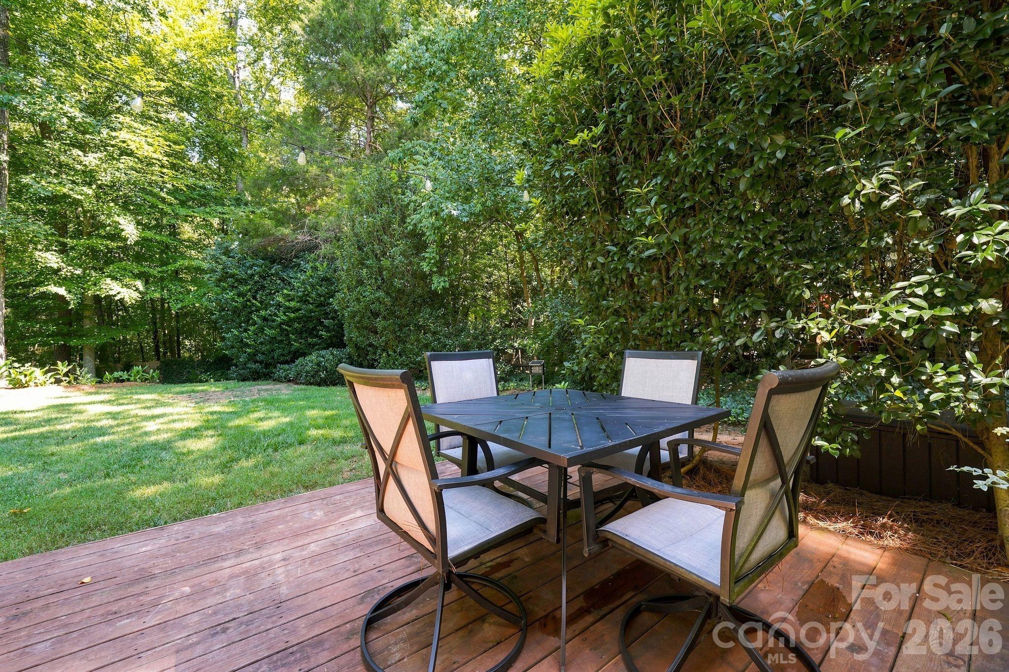 104 Oak Grove Court Property Photo 36