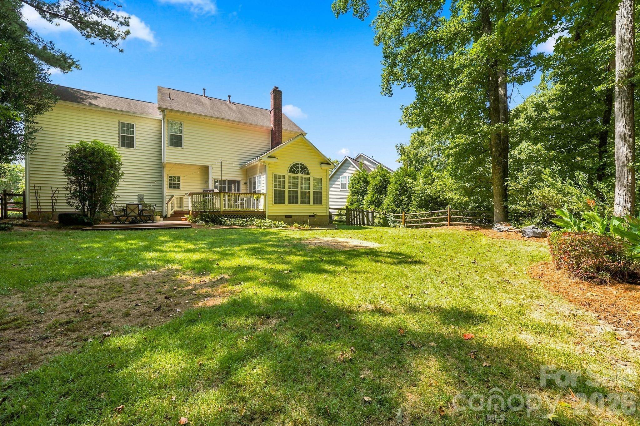 104 Oak Grove Court Property Photo 38