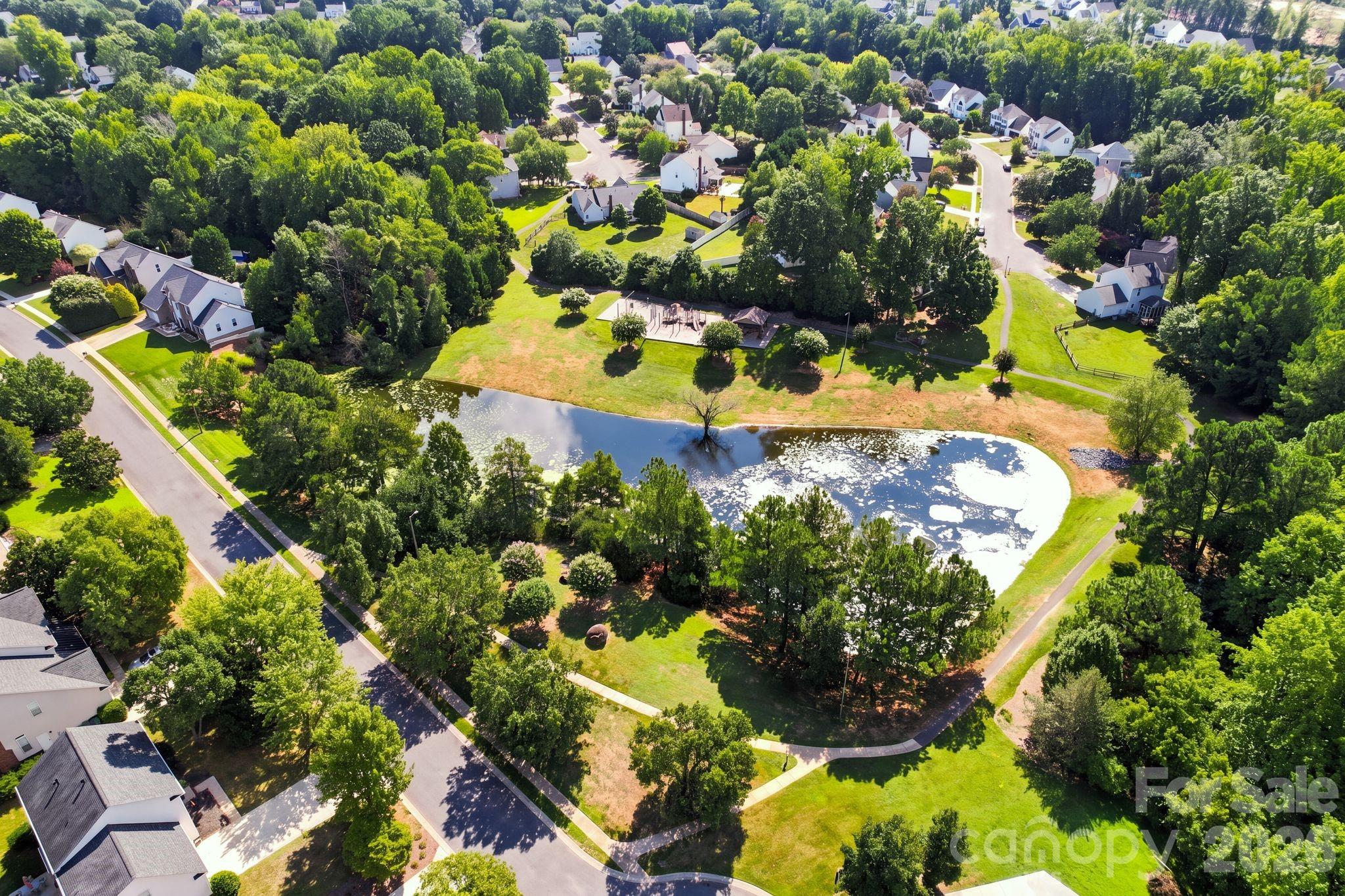 104 Oak Grove Court Property Photo 45