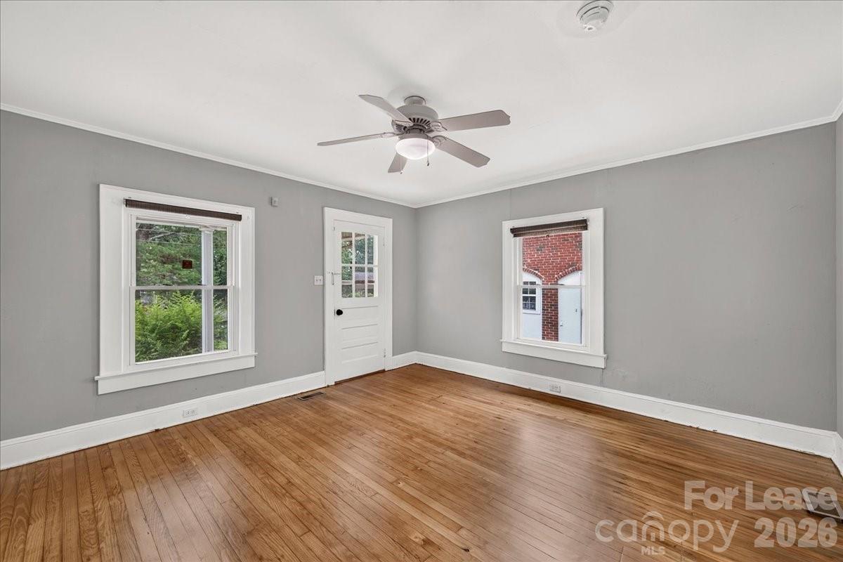 120 Freeze Avenue Property Photo 6
