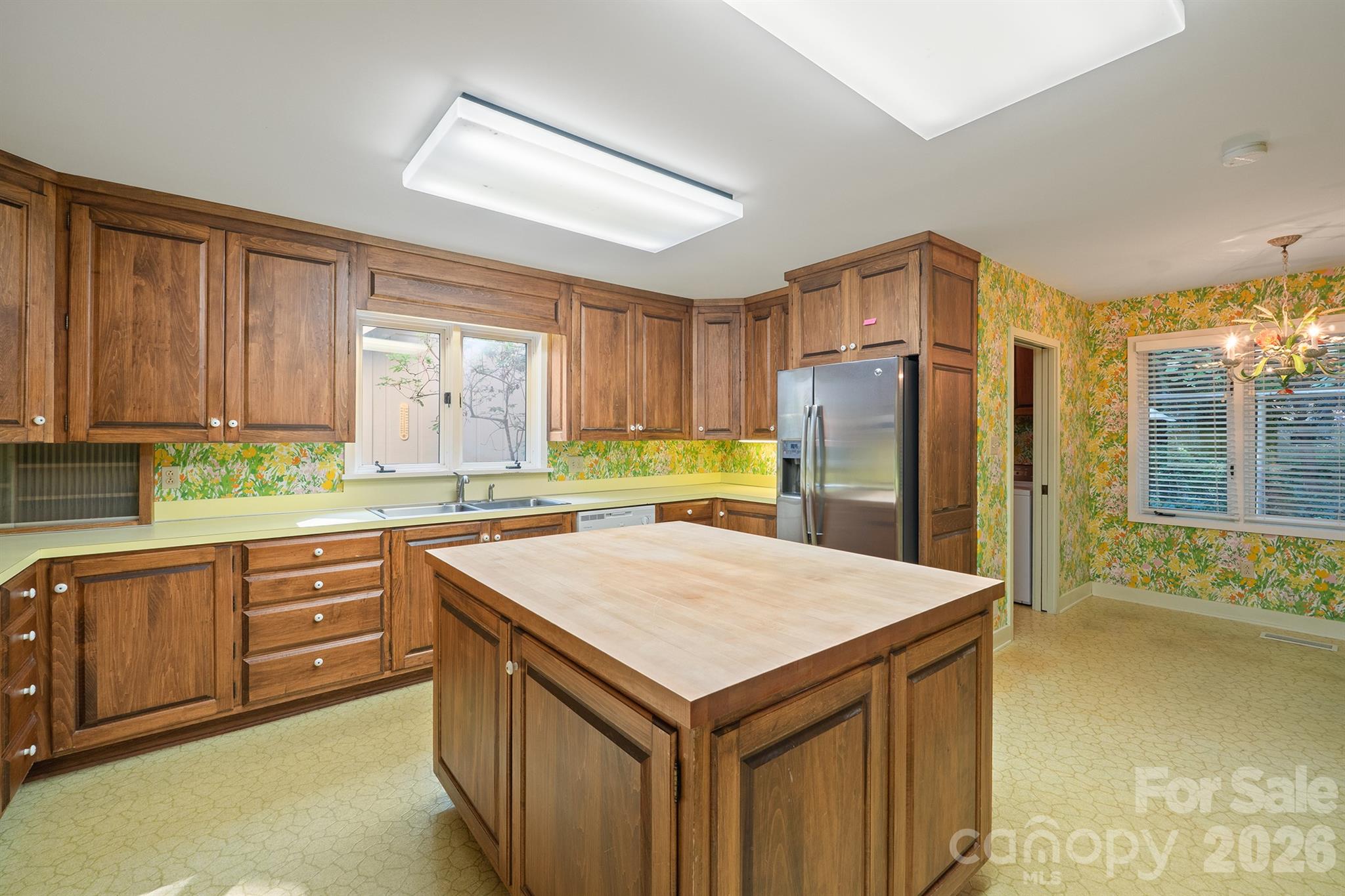 955 19th Avenue Property Photo 15