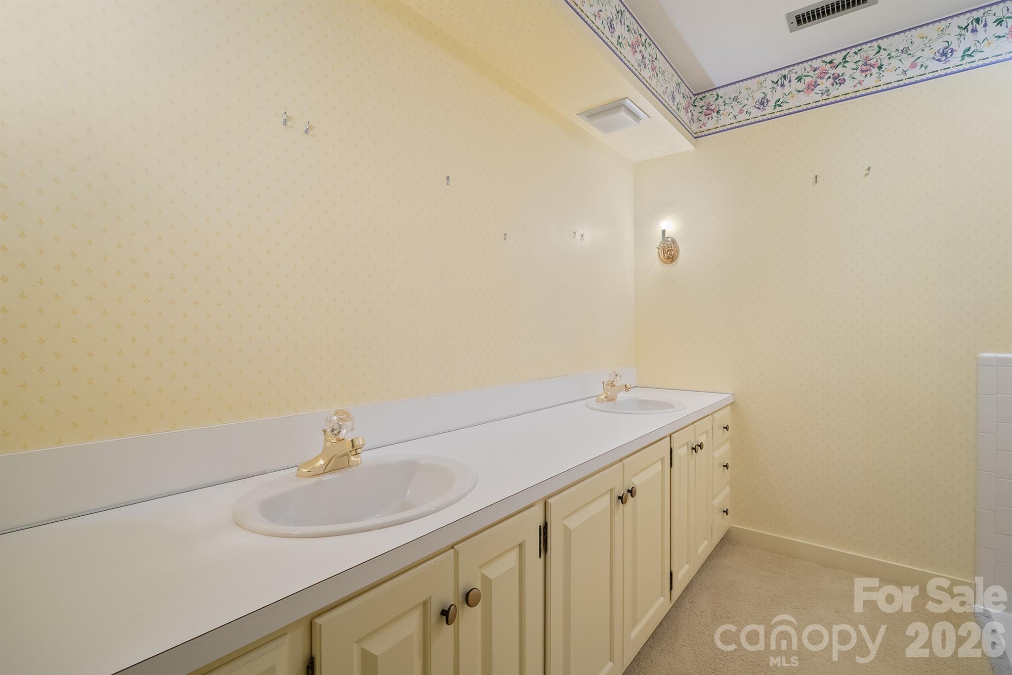 955 19th Avenue Property Photo 31