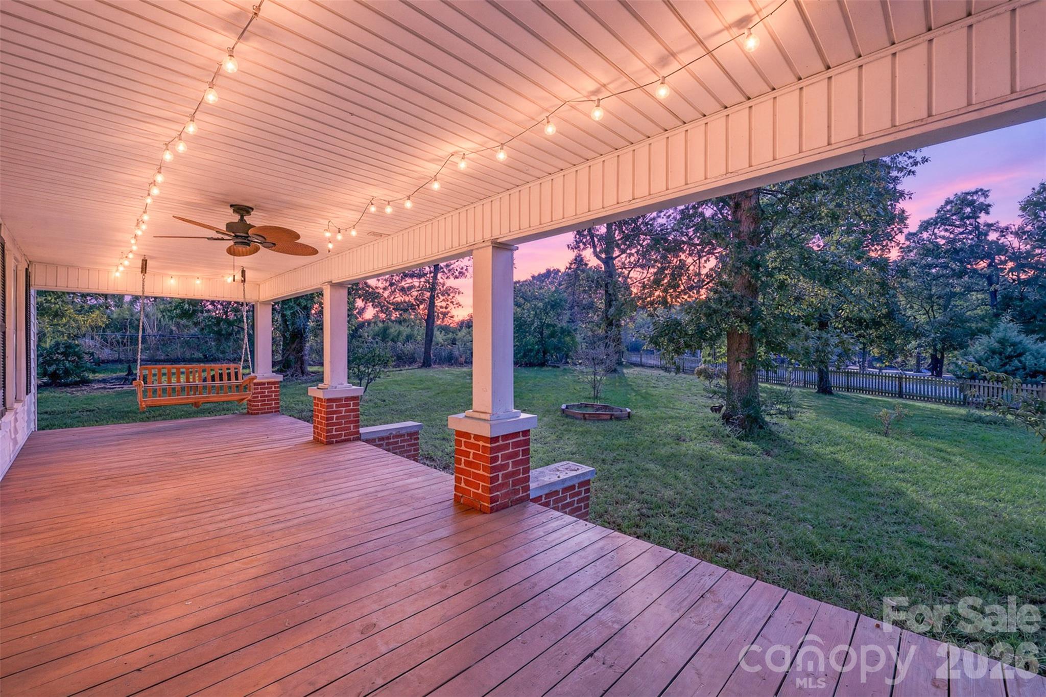 4156 Rocky Springs Road Property Photo 2