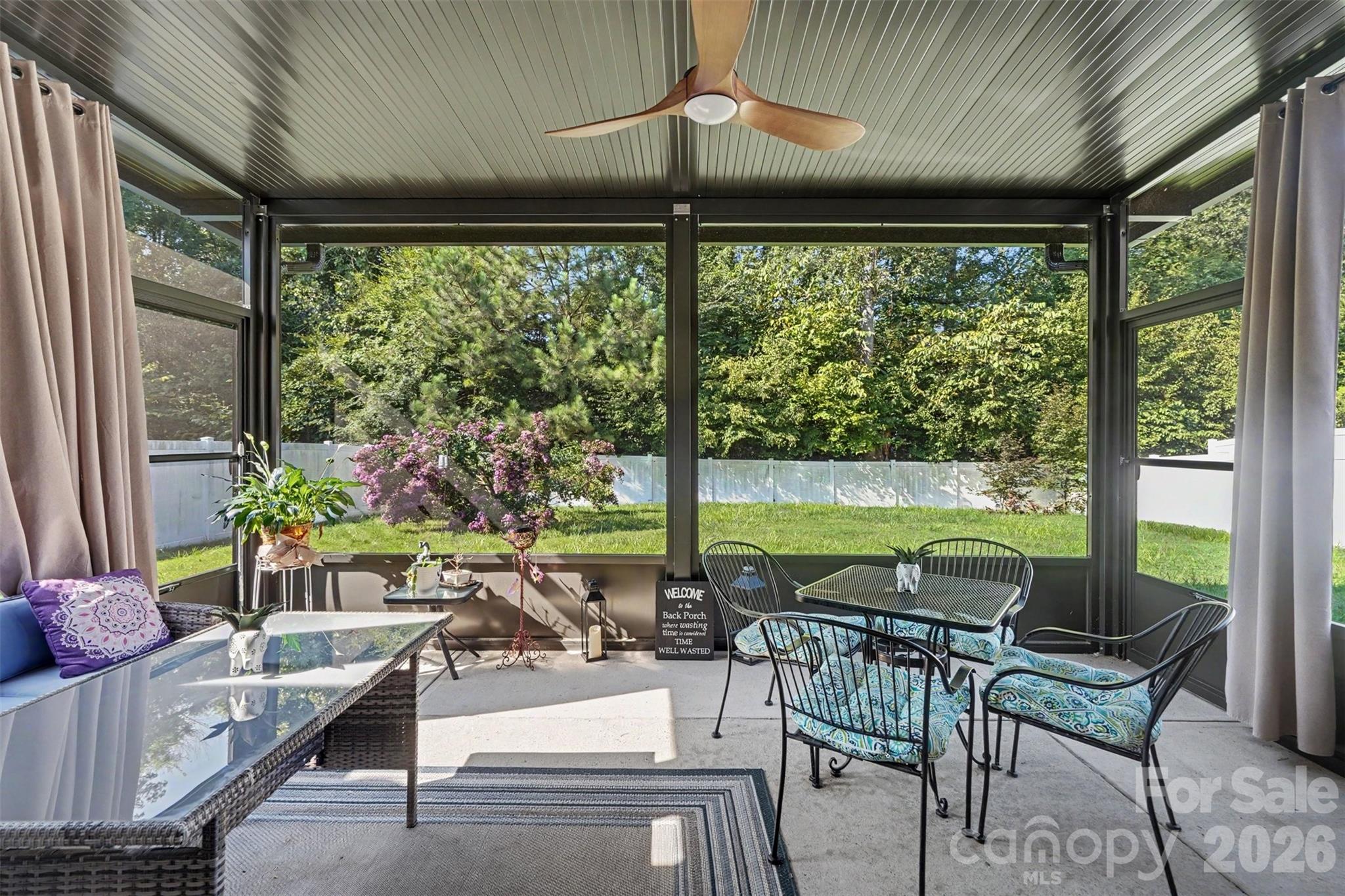 1613 Painted Horse Drive Property Photo 22