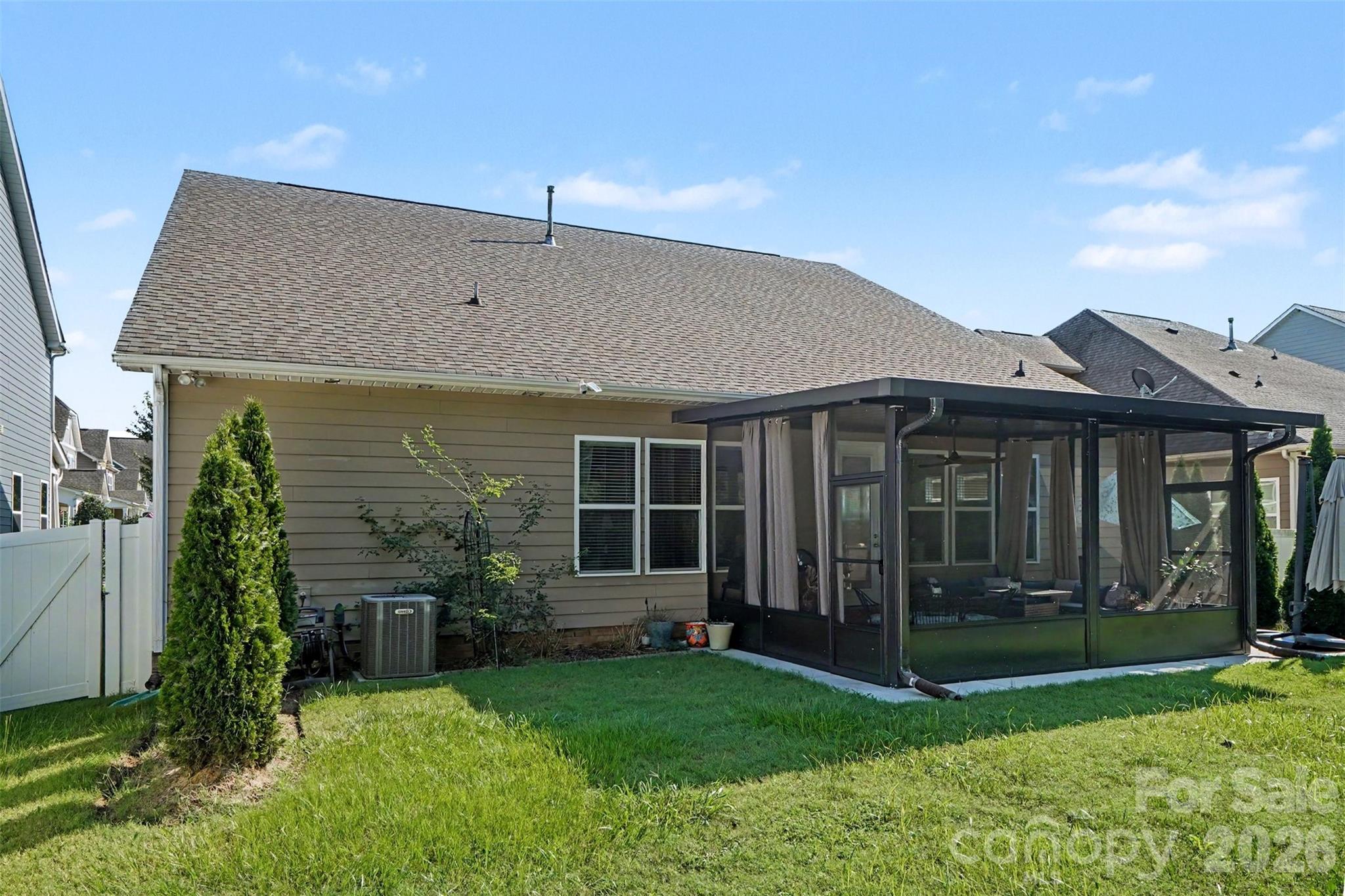 1613 Painted Horse Drive Property Photo 24