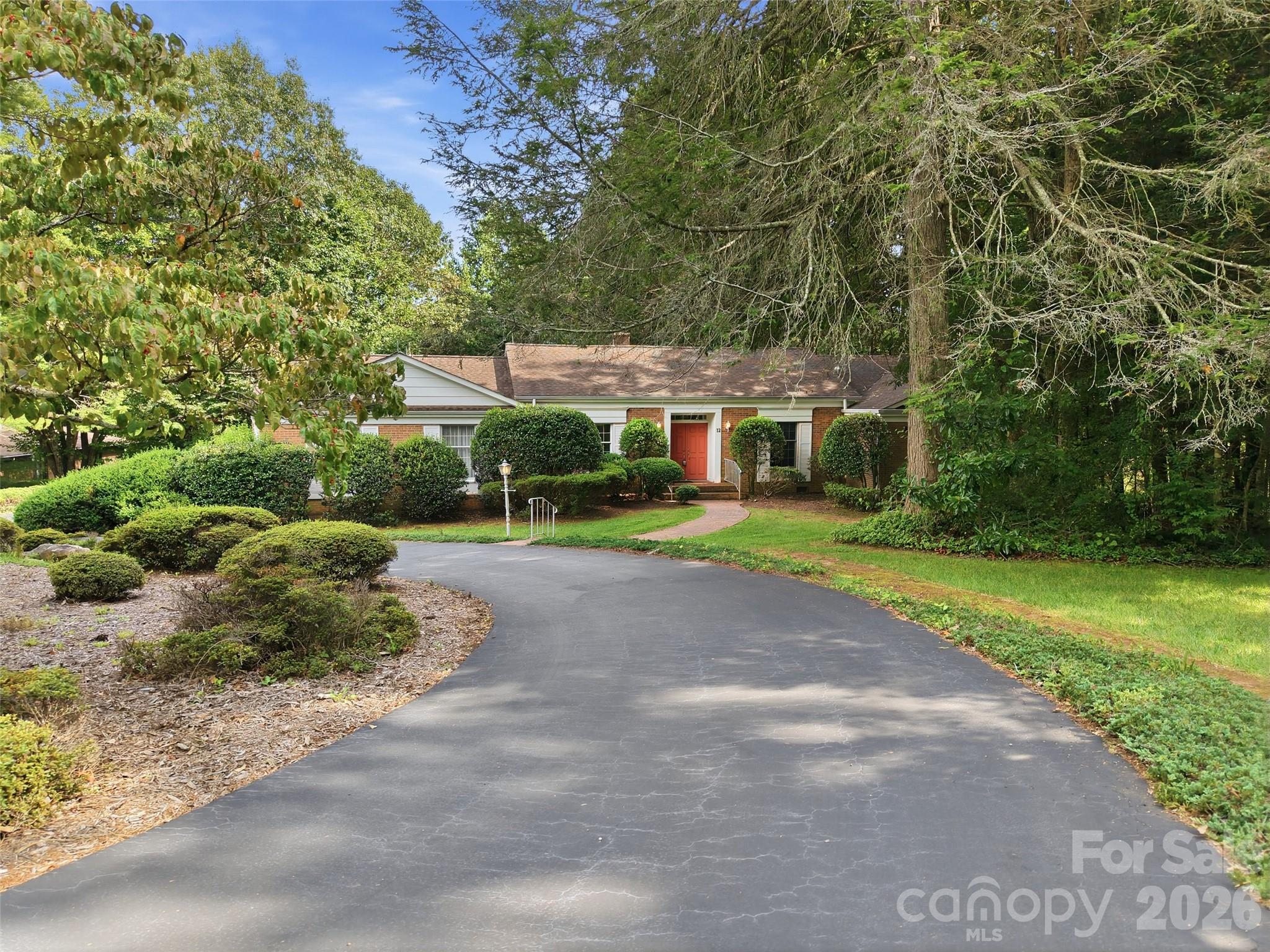 12 Legendary Road Property Photo 1