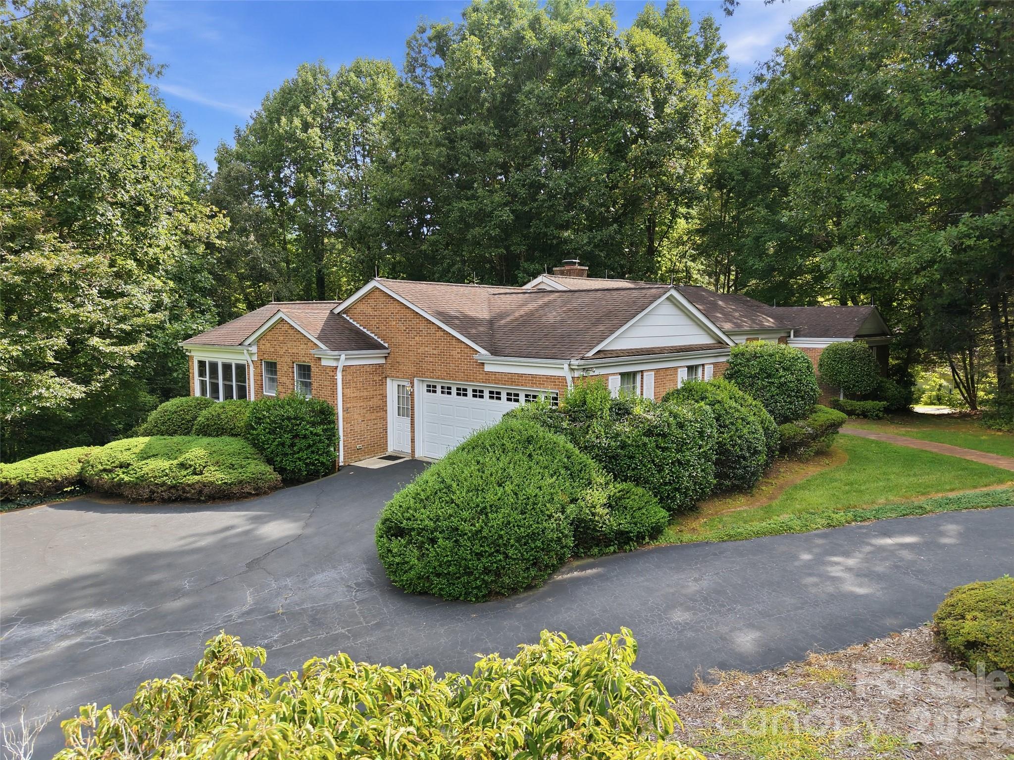 12 Legendary Road Property Photo 2