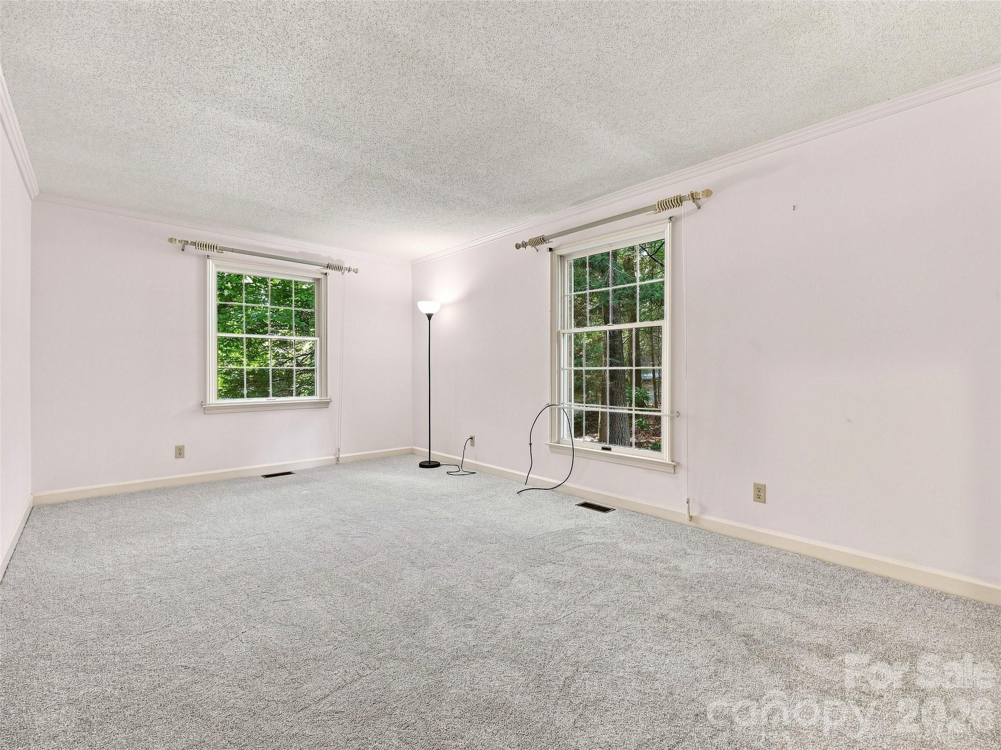 12 Legendary Road Property Photo 44