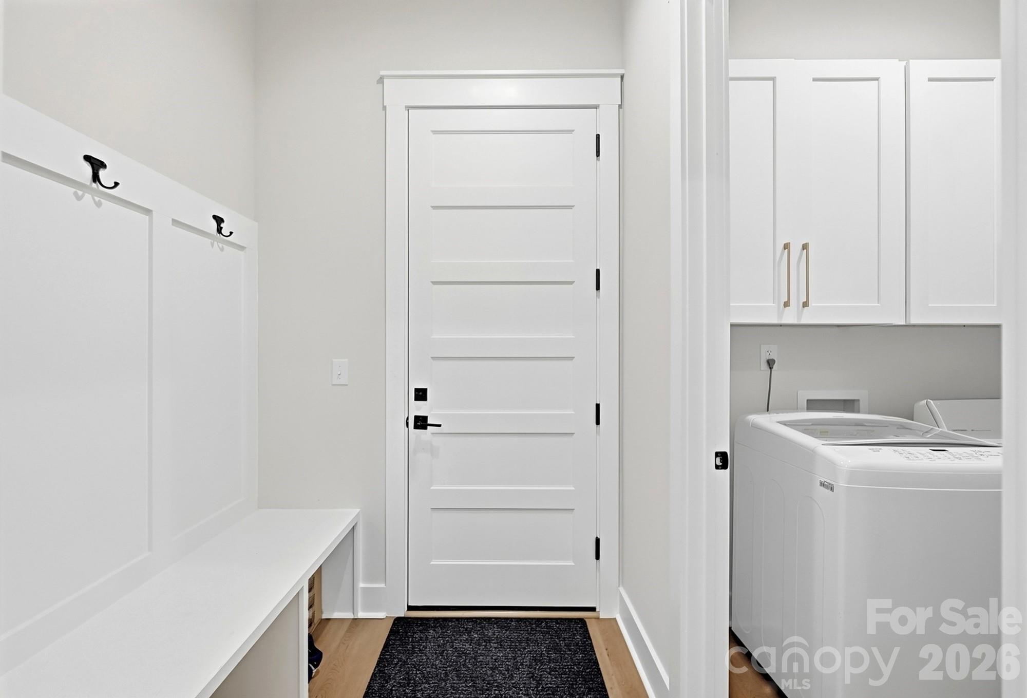 369 Sunderland Road Property Photo 28
