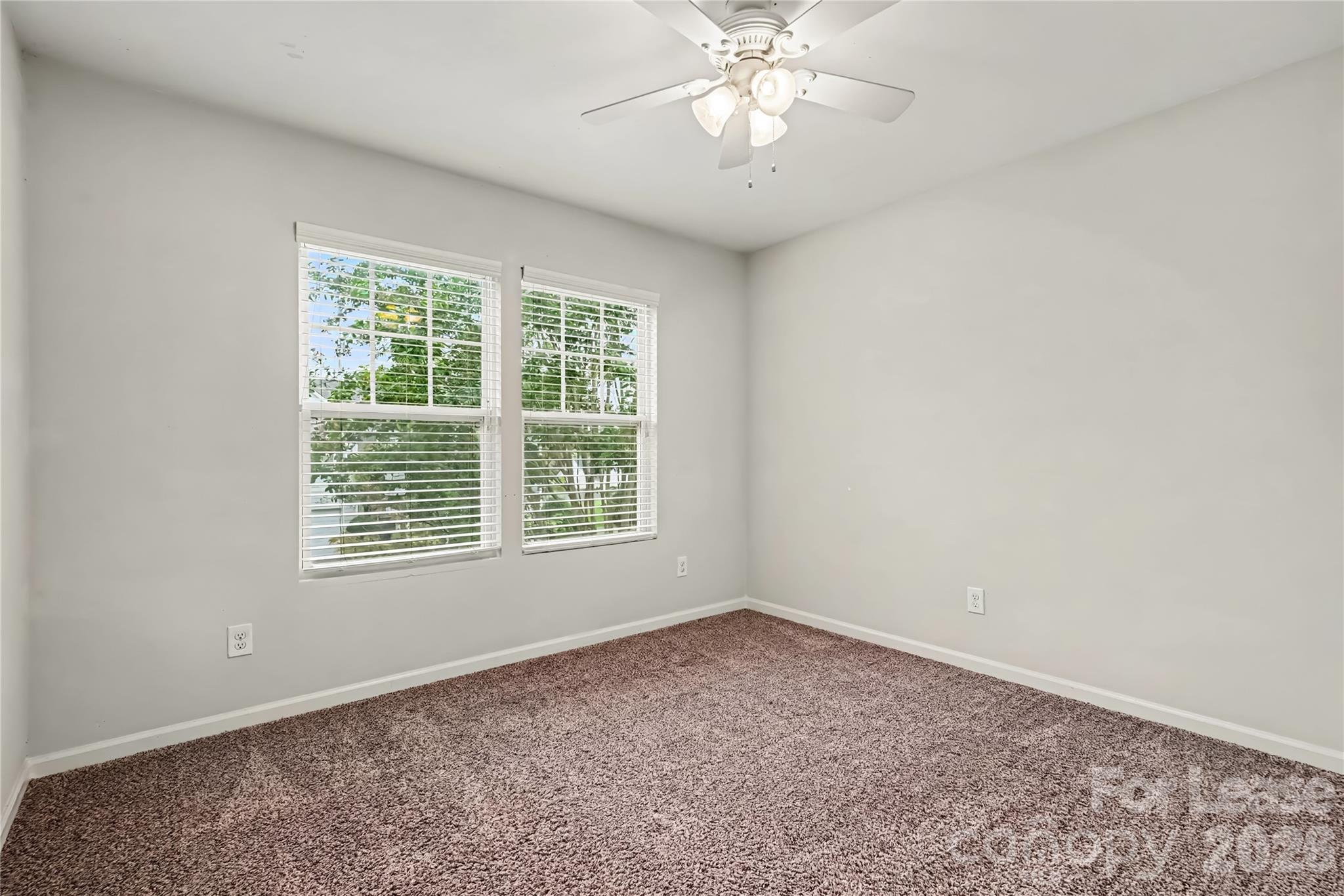 4420475 Property Photo 24