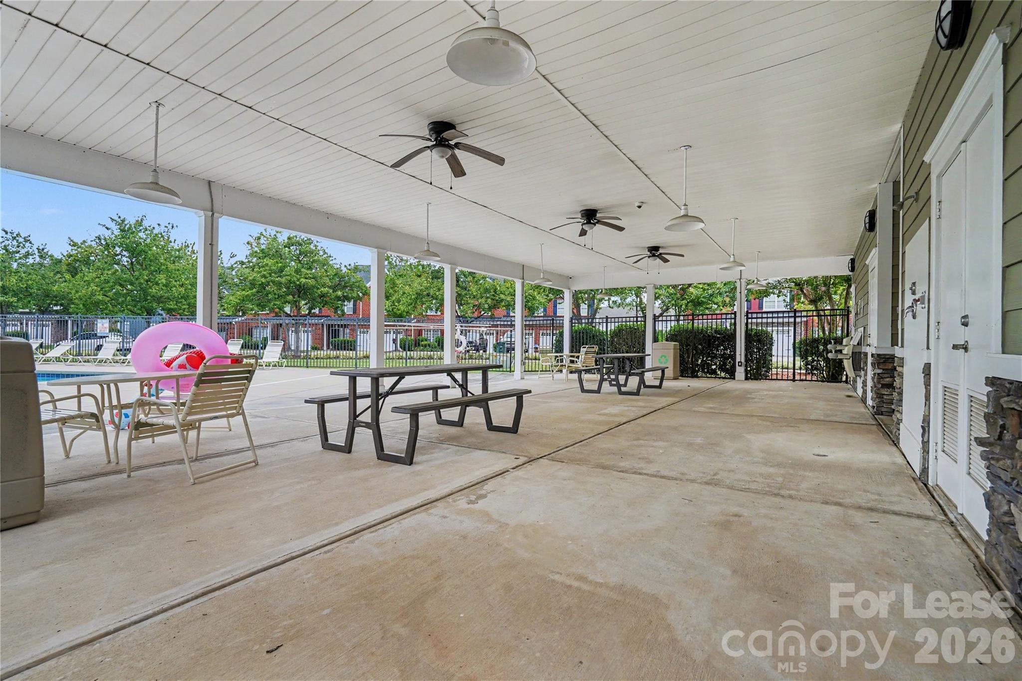 4420475 Property Photo 32