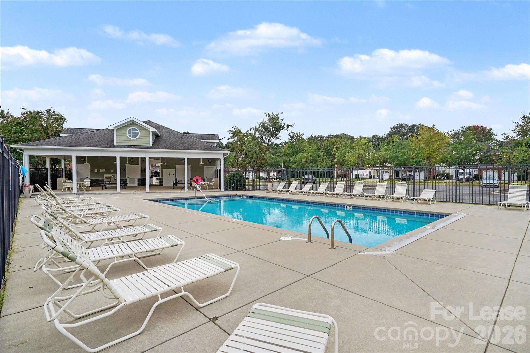 4420475 Property Photo 33