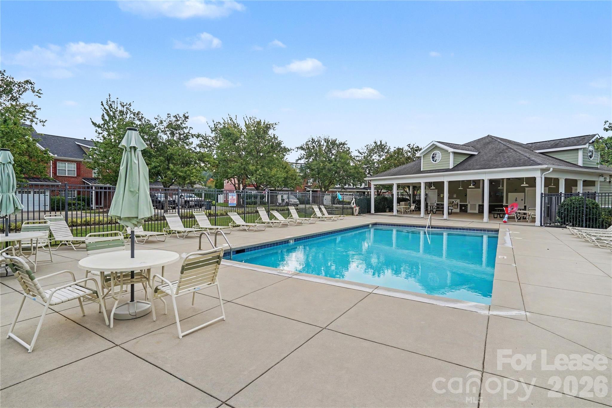 4420475 Property Photo 34