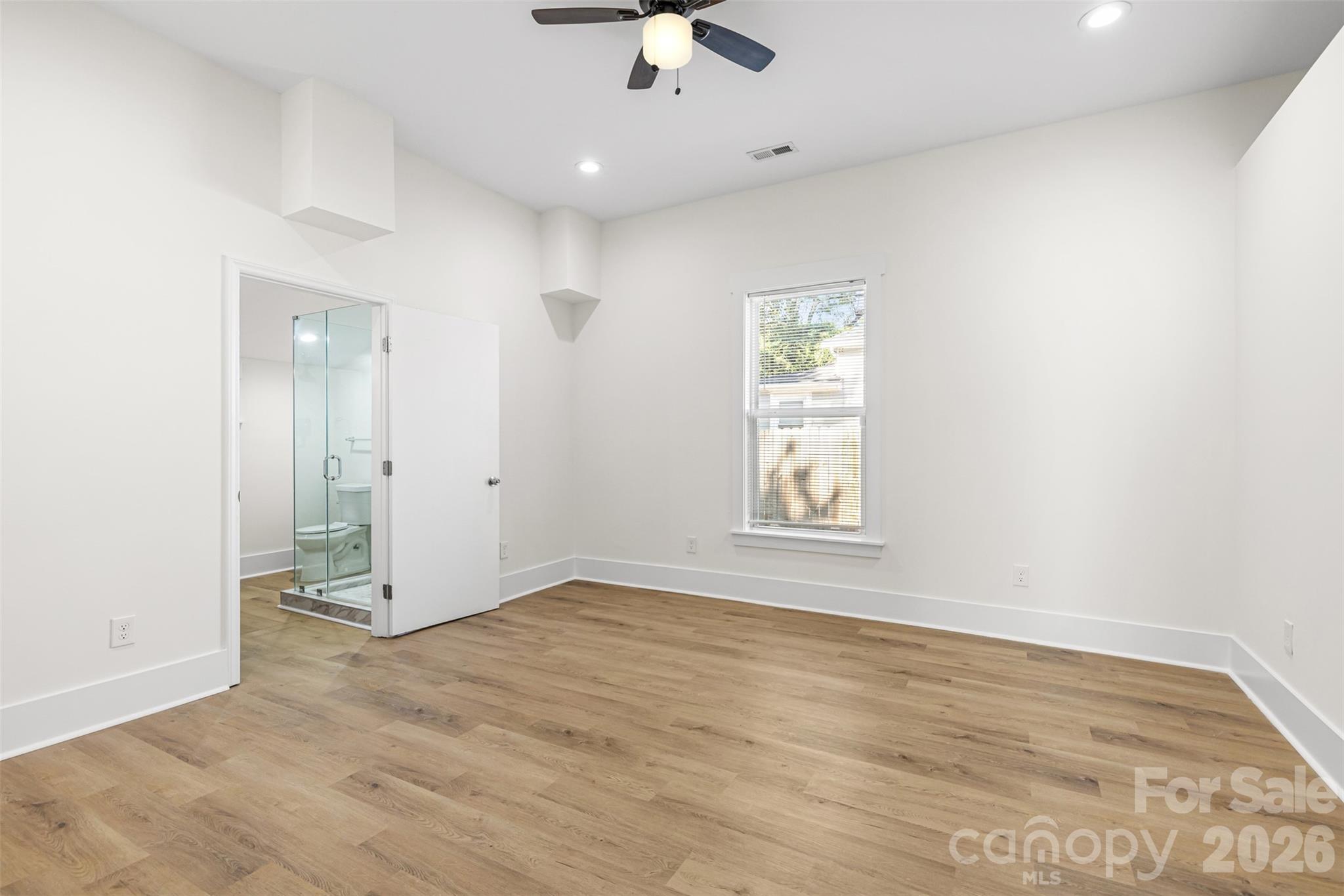 4309 Hovis Road Property Photo 8