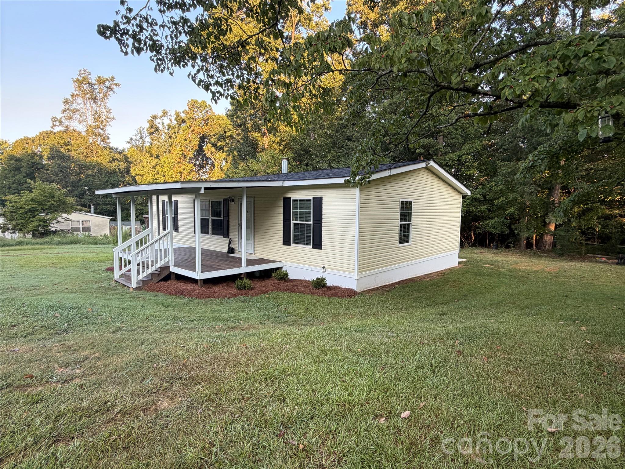 114 Carroll Drive Property Photo 5