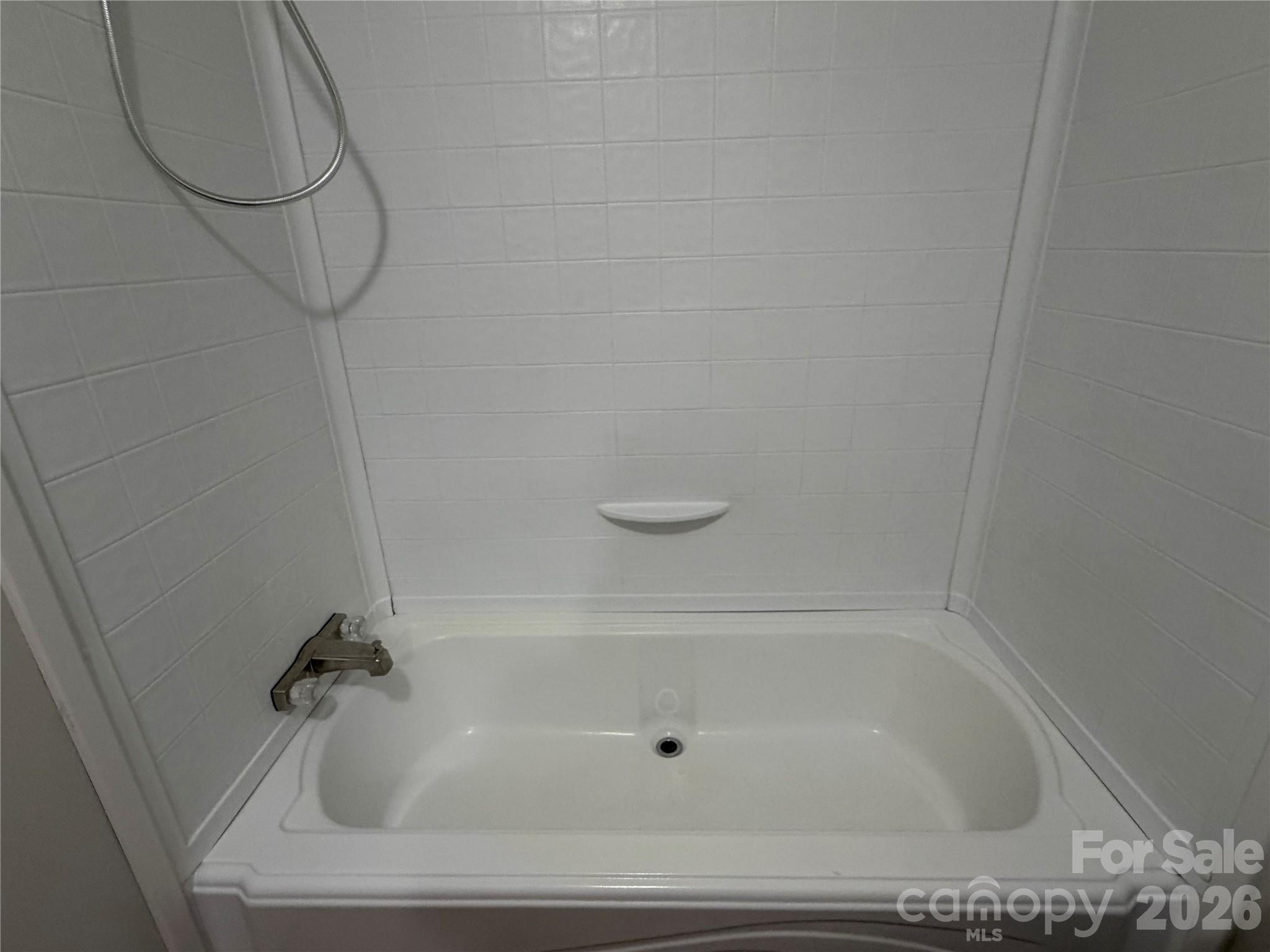 114 Carroll Drive Property Photo 18
